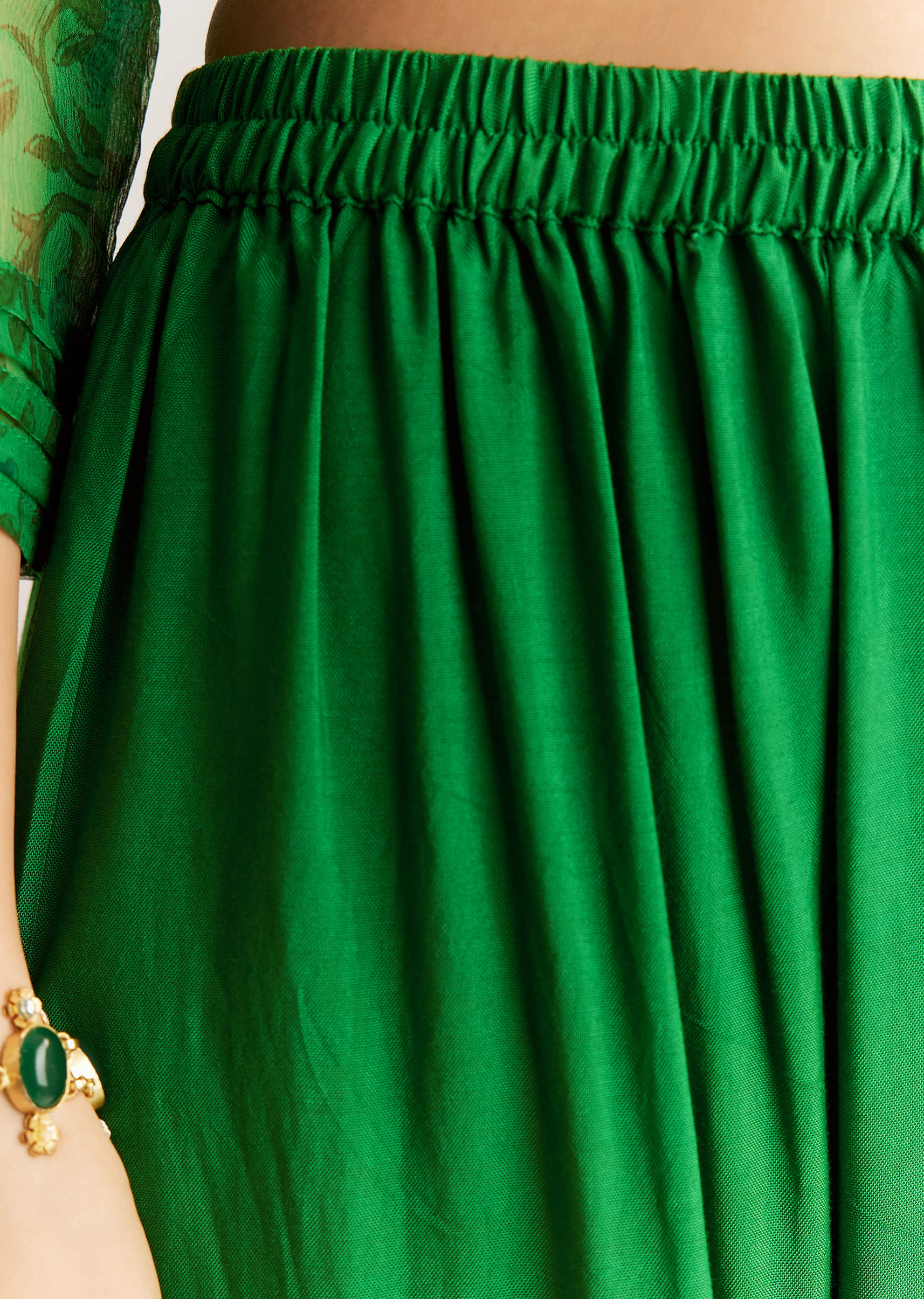 Dark Green Chiffon Angrakha Anarkali With Floral And Sequin Yoke - Image 6