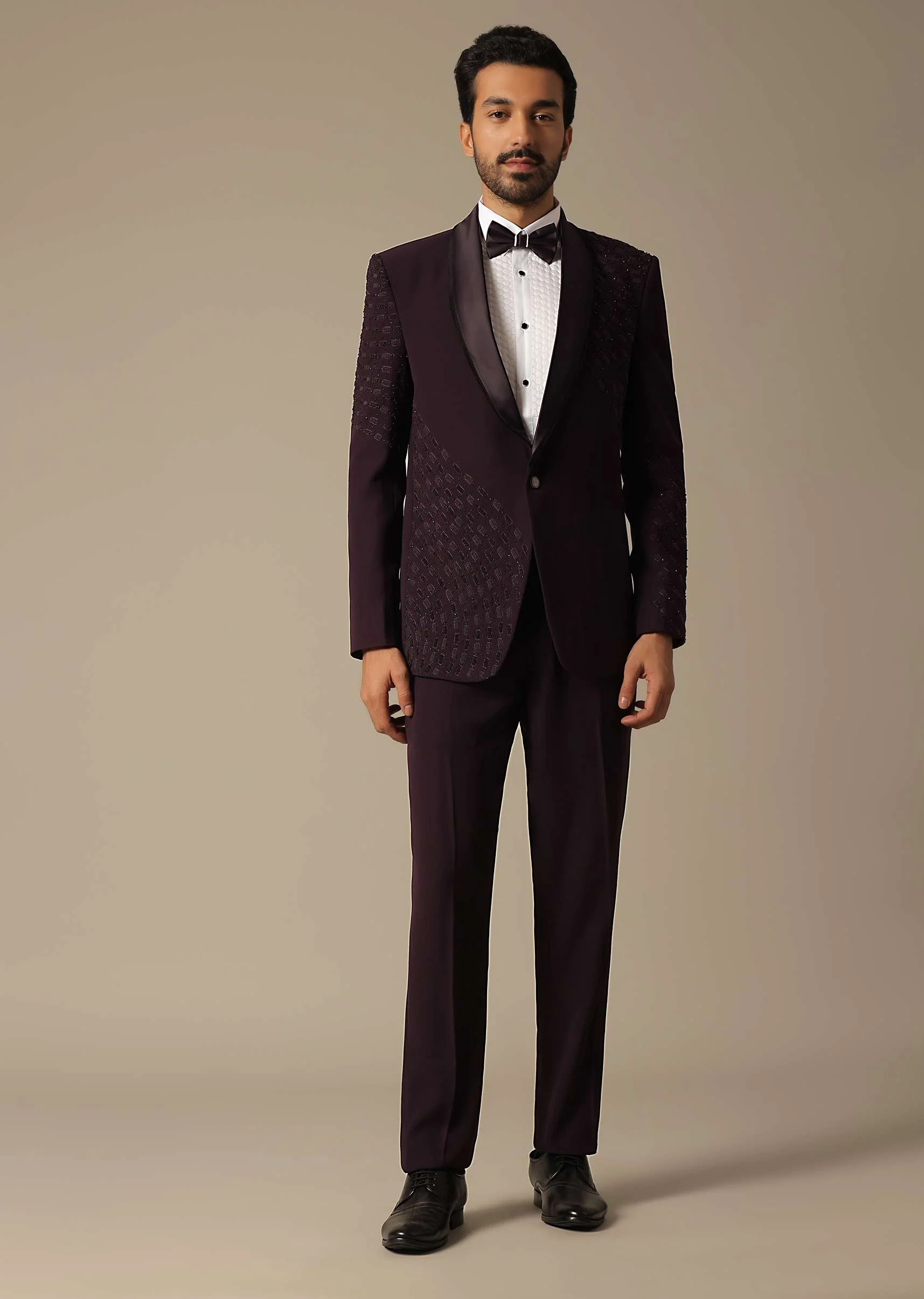 Embroidered Tuxedo Set for the Stylish Groom - Image 3