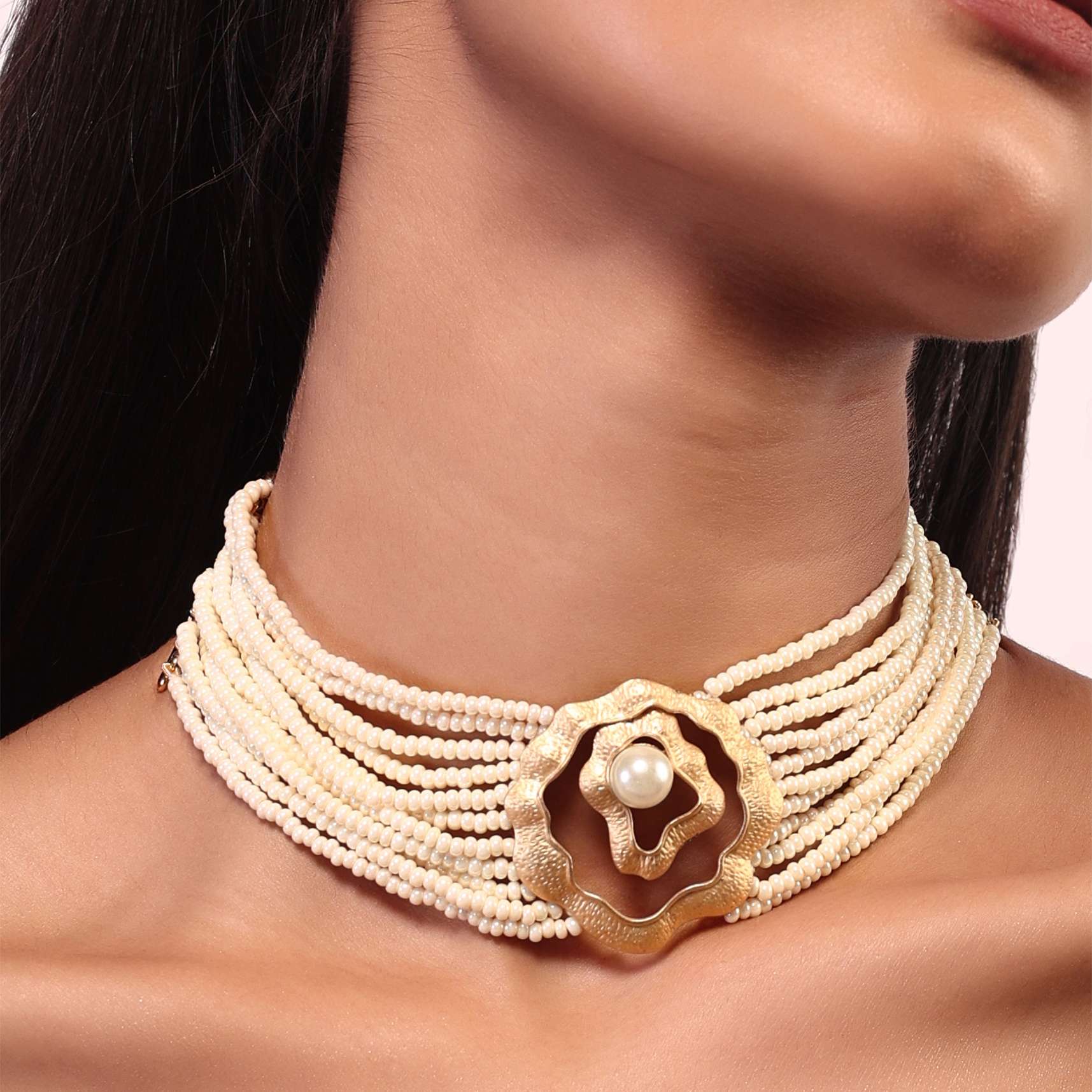 Gold finish Choker with Pearls - Image 2