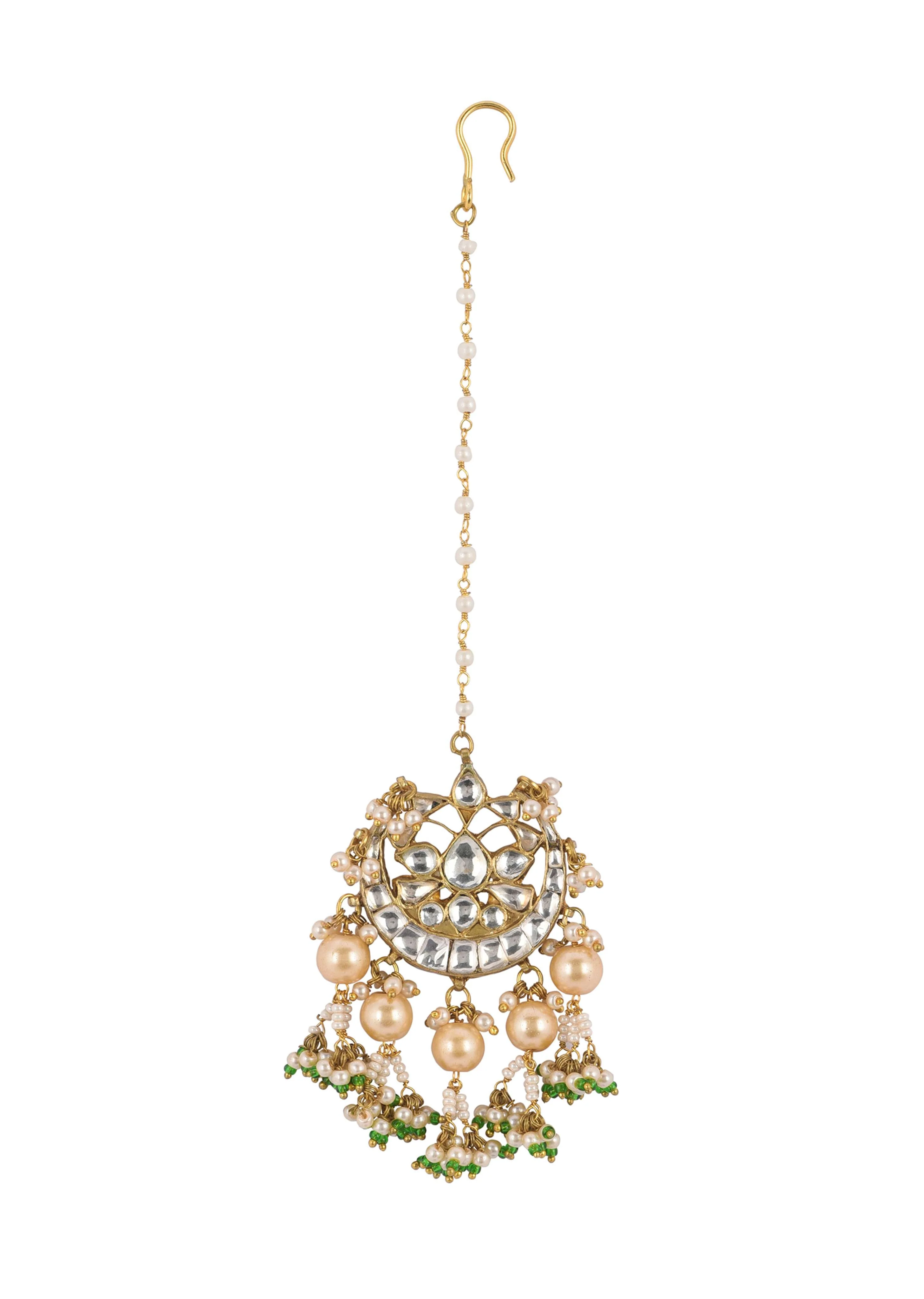 Gold Finish Heavy Bridal Choker And Maang Tikka Set - Image 5
