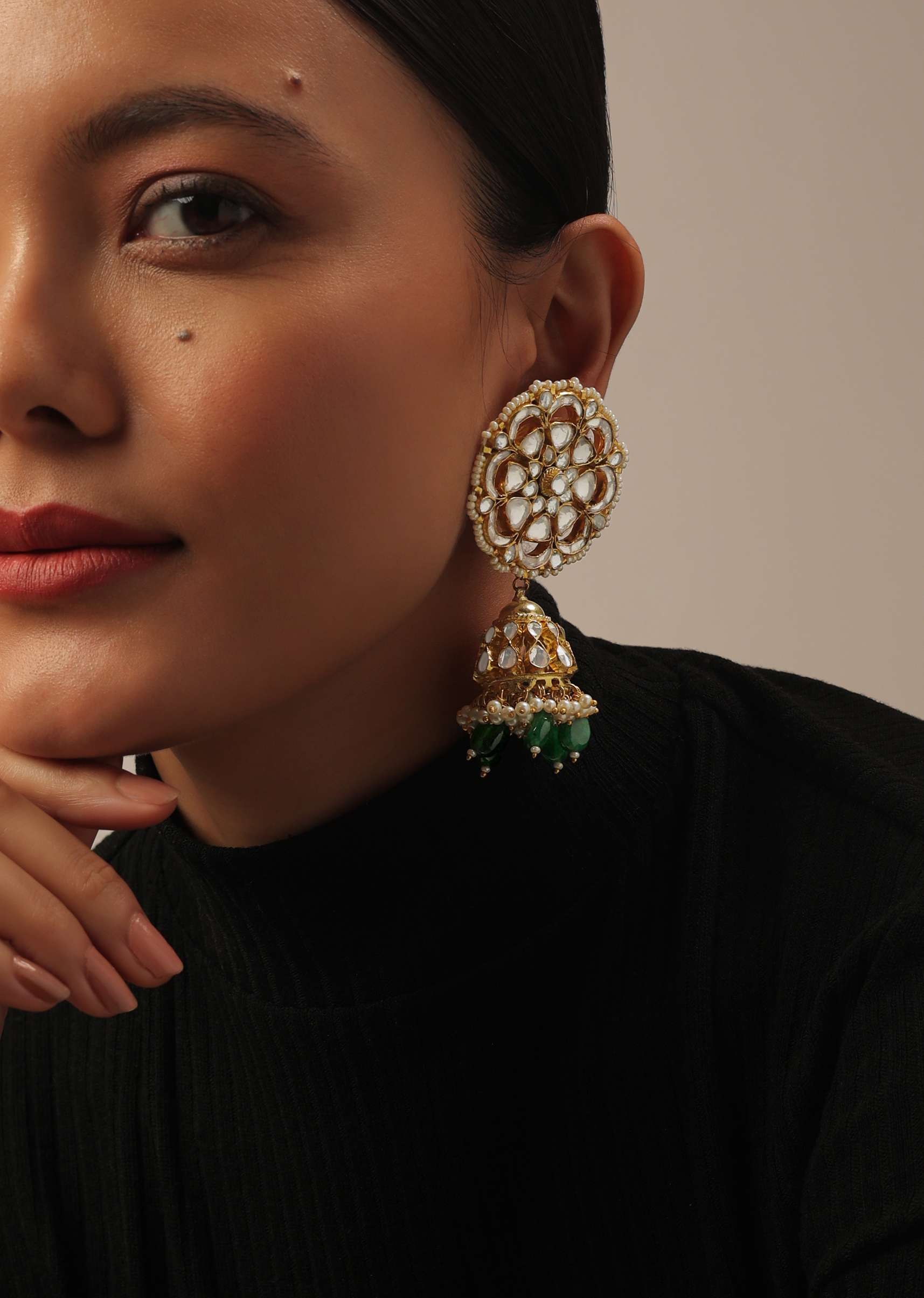 Gold Finish Kundan Polki Choker Set With Green Drops - Image 3