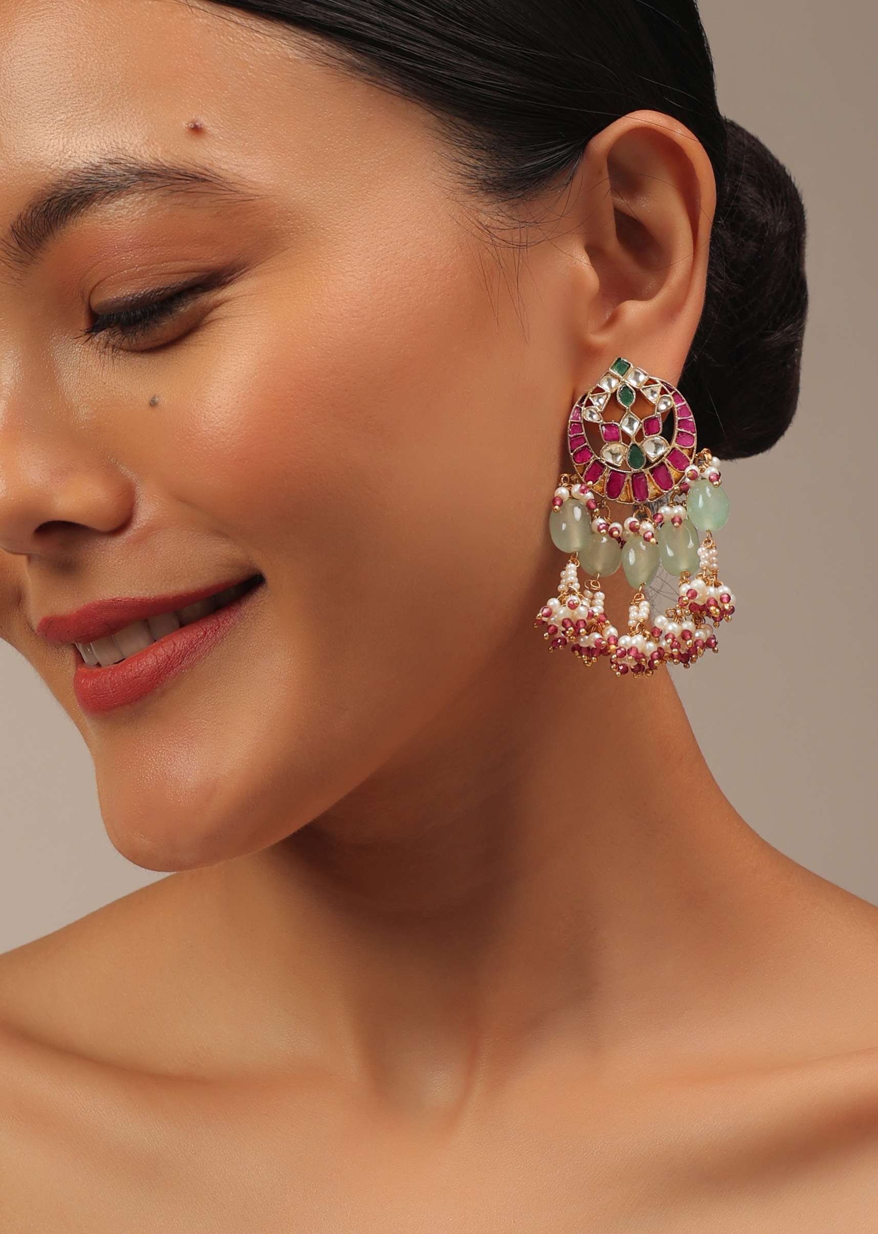 Gold Finish Kundan Polki Choker Set With Ocean Blue Drops - Image 4