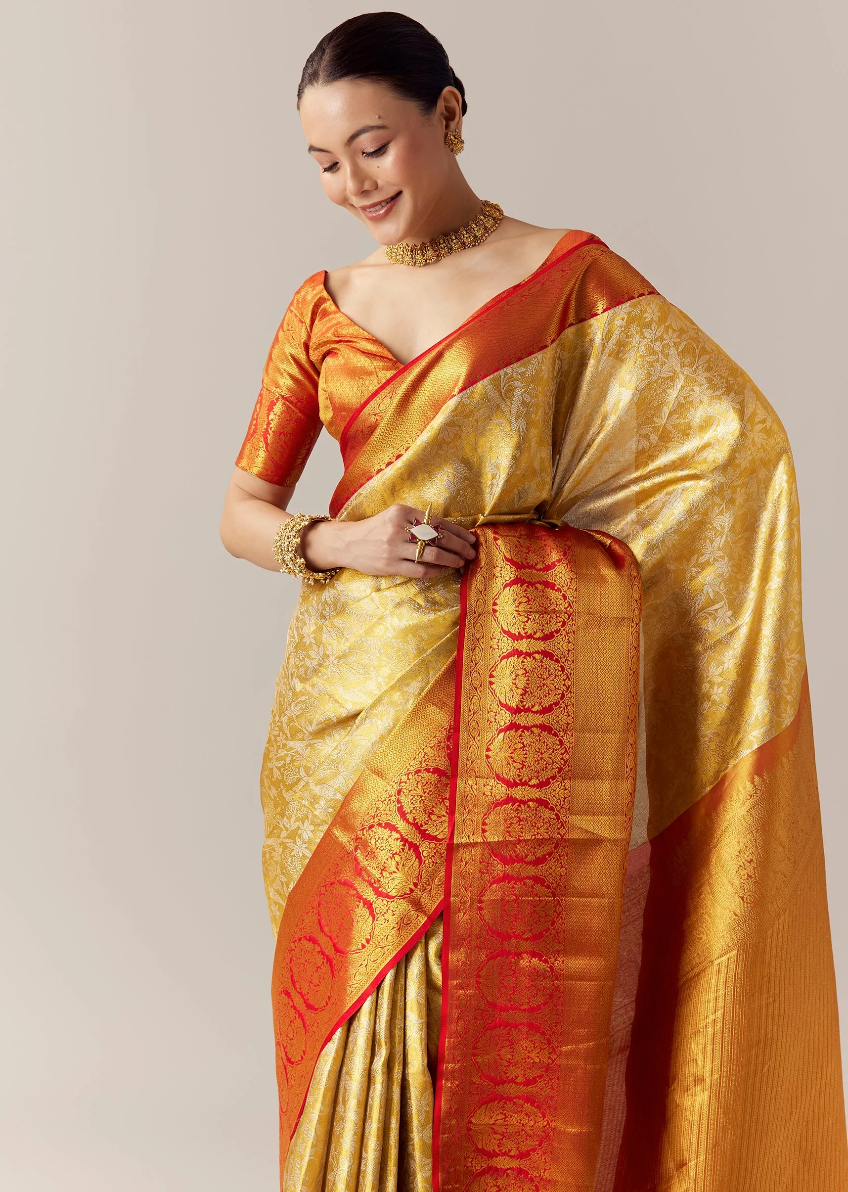 Gold Silk Kanjivaram Saree with Unstitched Blouse - Image 5
