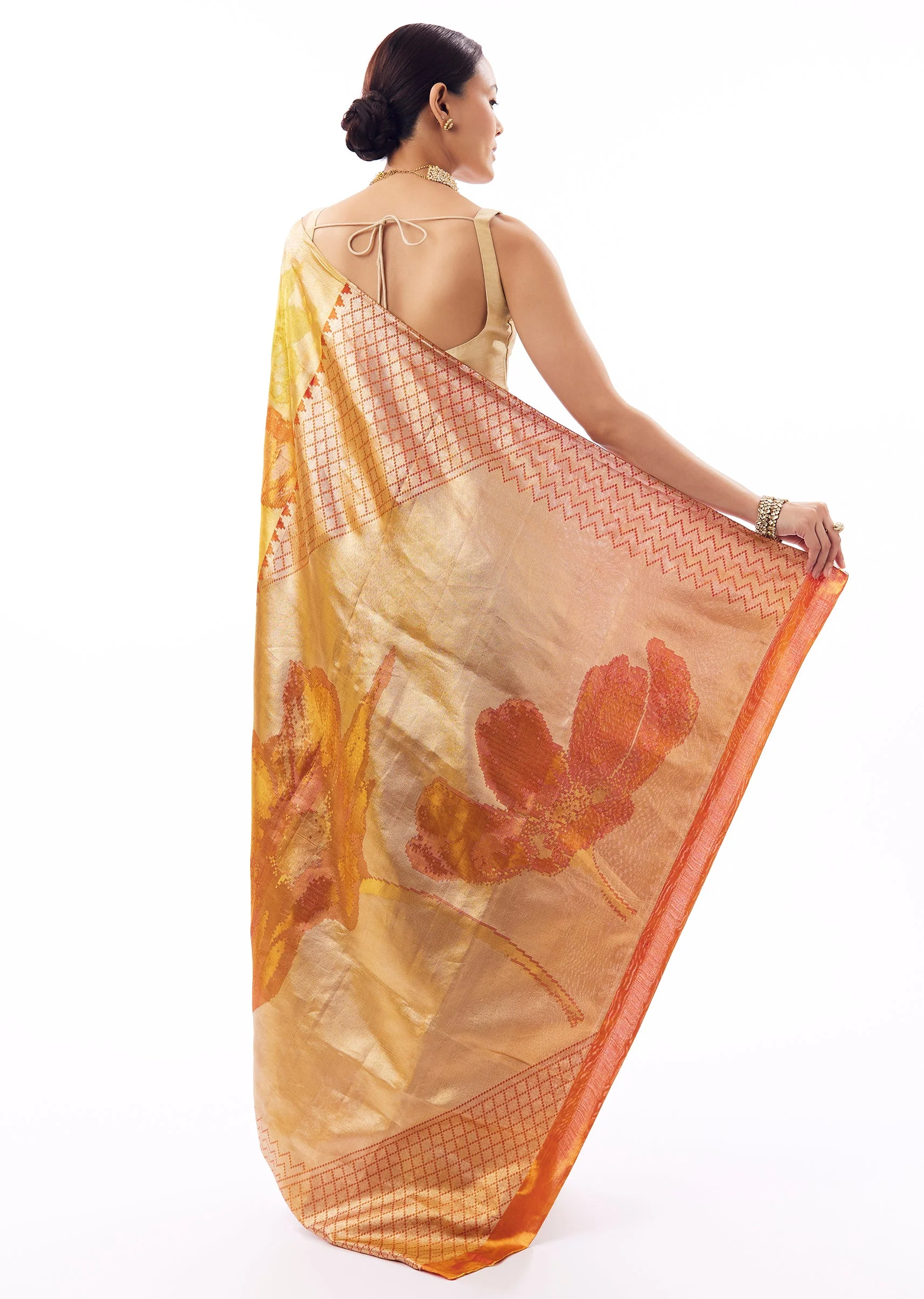 Gold South Silk Floral Woven Saree With Coral Floral Weave - Image 4