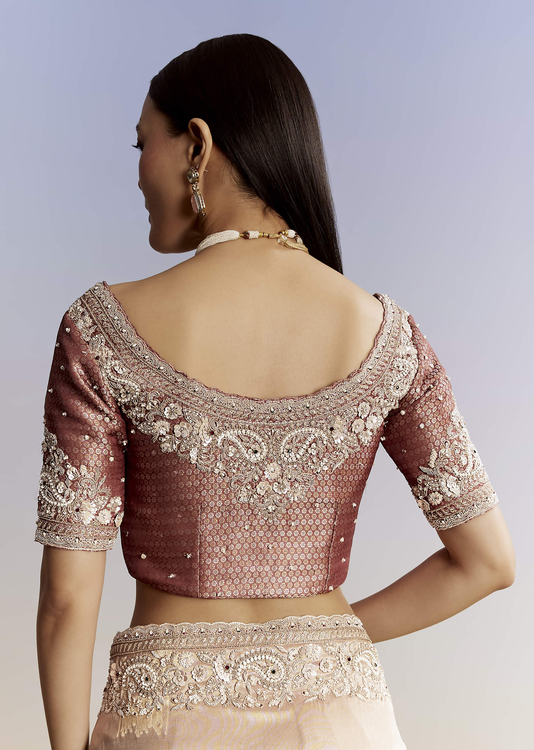 Gold Tissue Saree With Heavy Embroidered Border And Blouse - Image 8