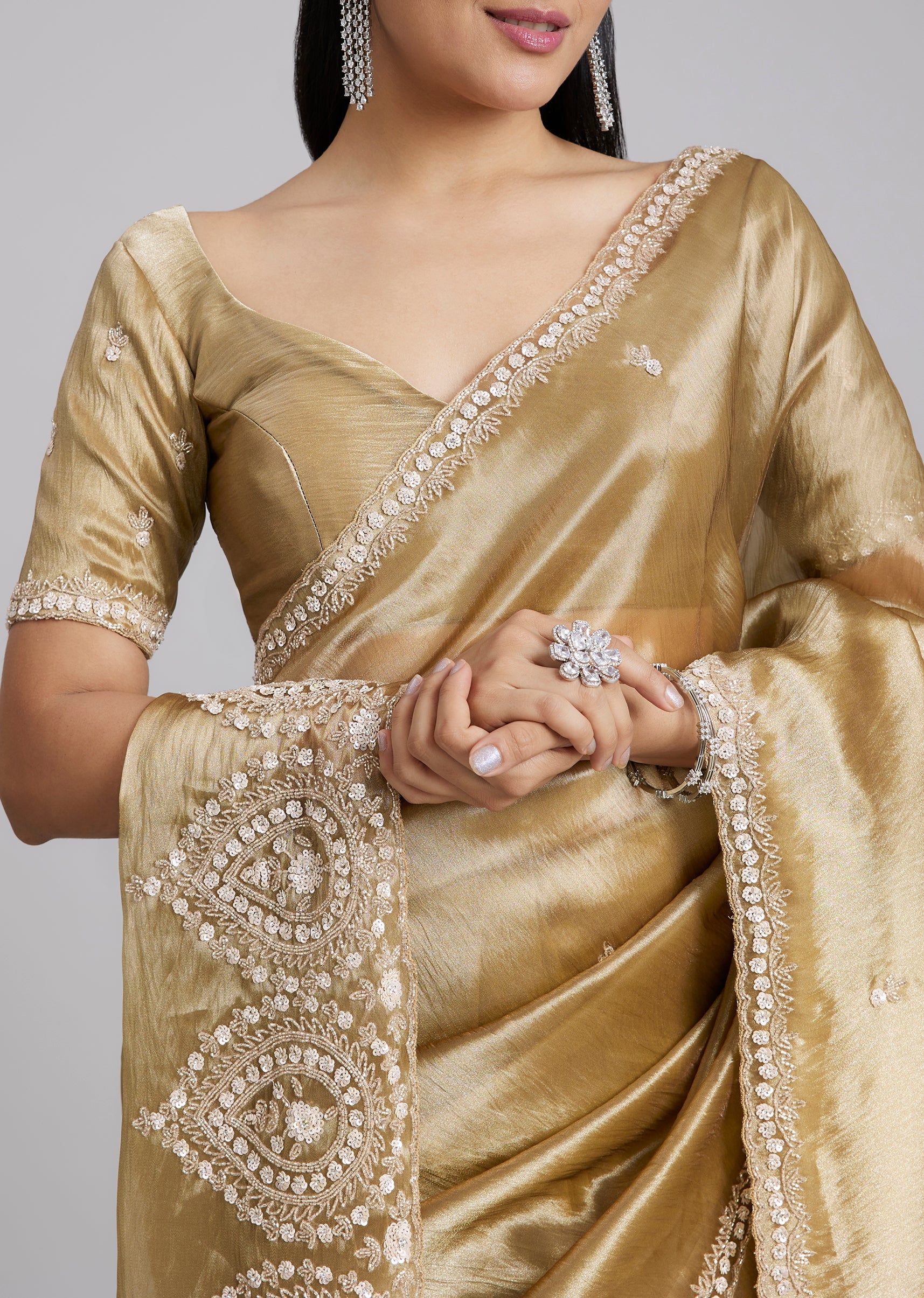 Gold Tissue Silk Saree With Minimal Butti Work And Heavy Pallu End Border - Image 2