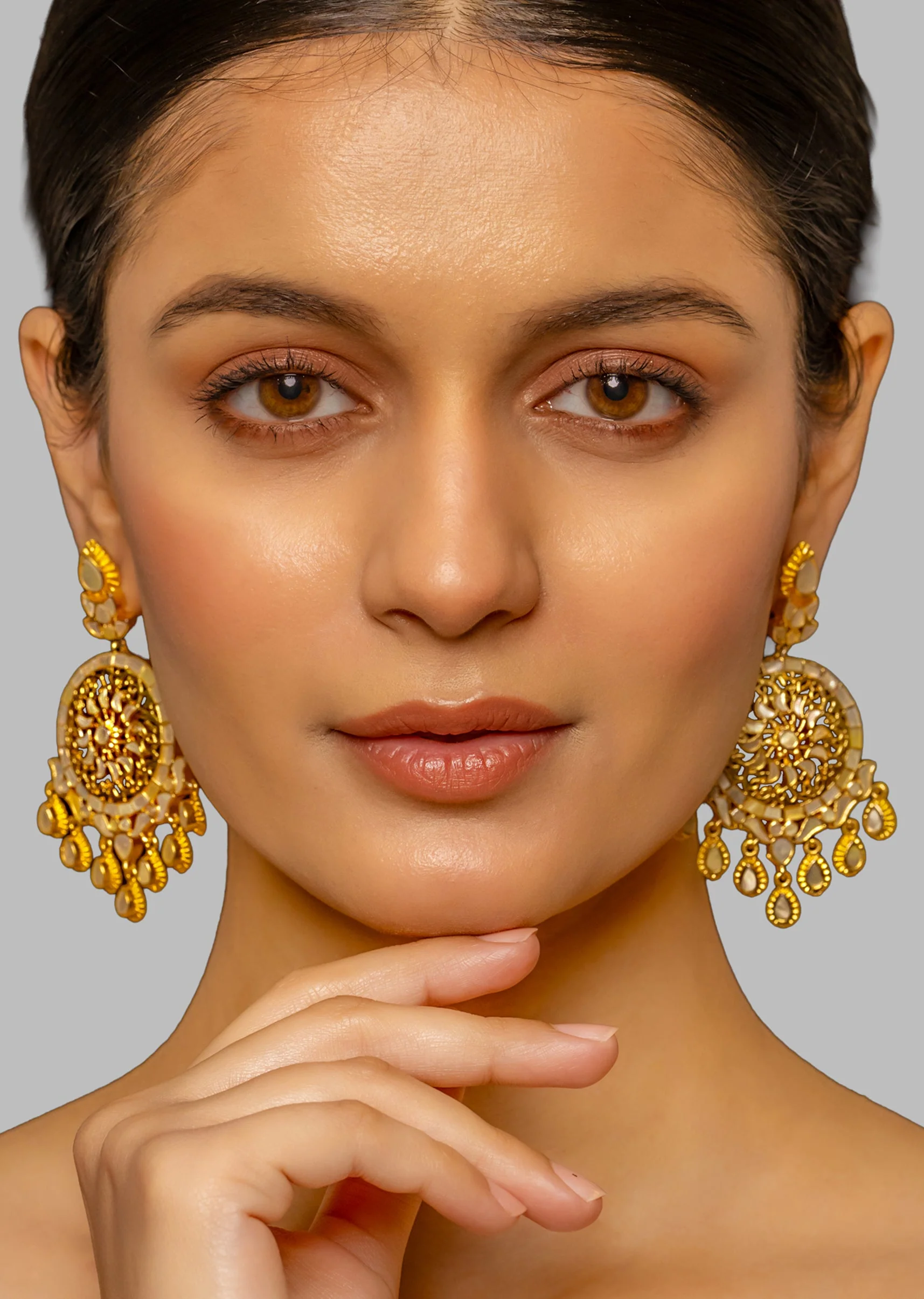 Gold Traditional Kundan Earrings - Image 2