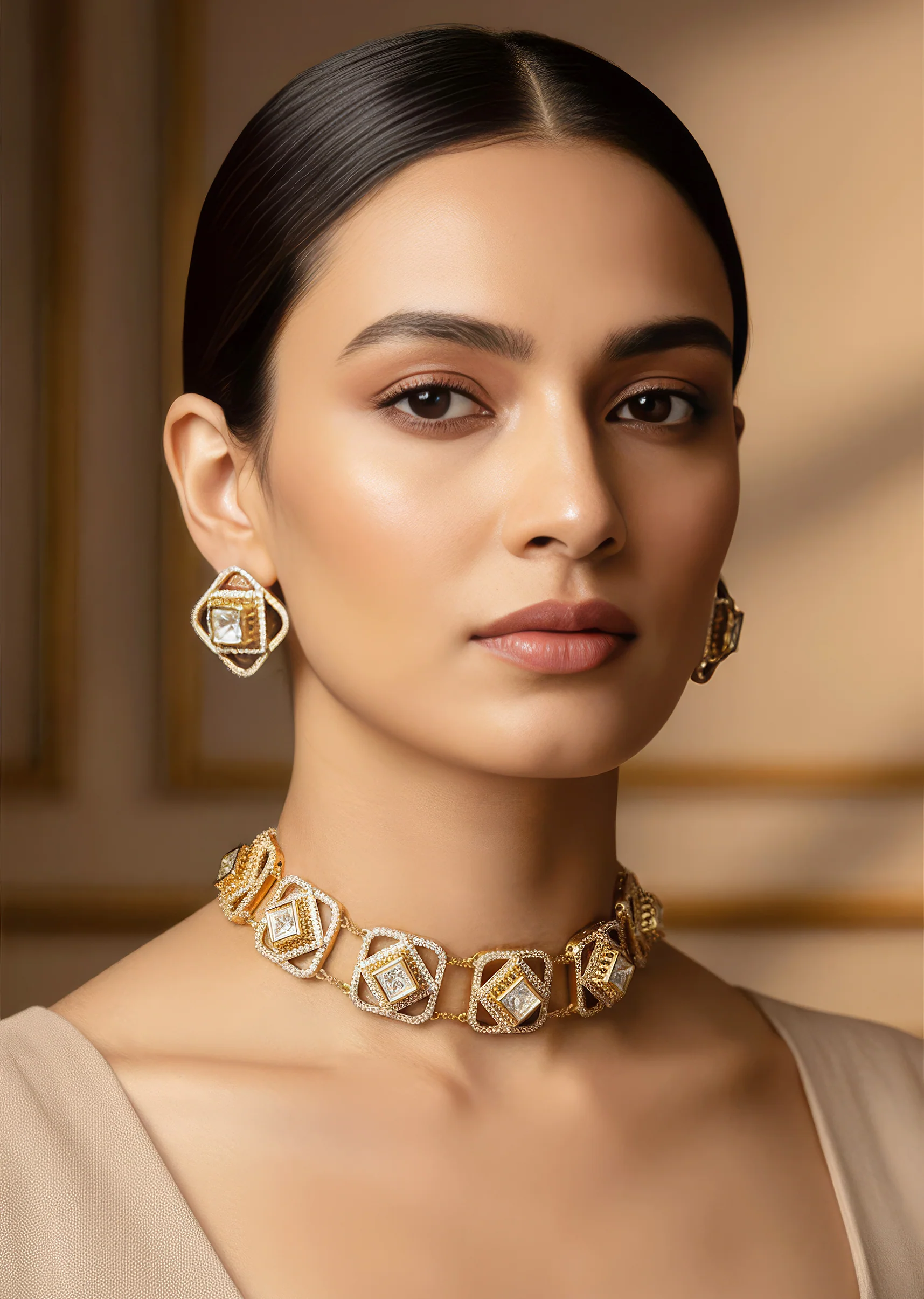 Gold White Necklace Set With Kundan Detail