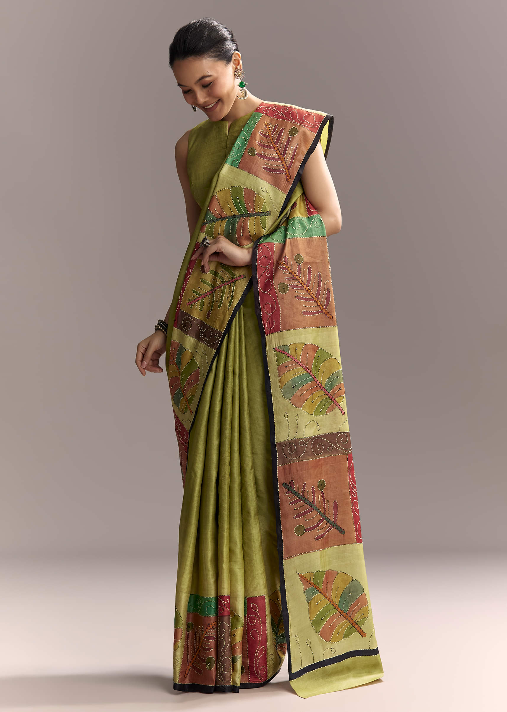 Green Cotton Authentic Hand Painted Saree With Contrast Border - Image 3