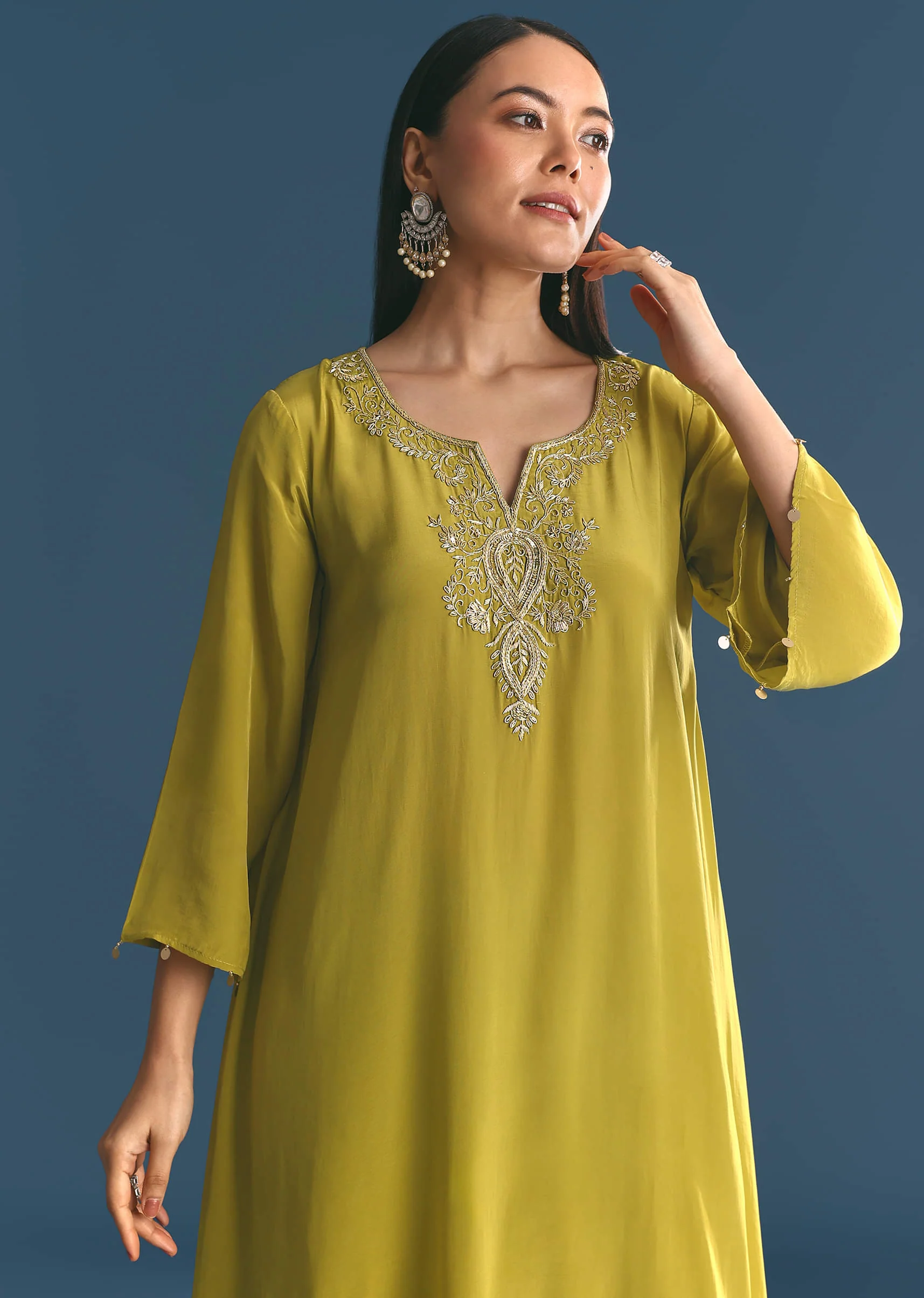 Green Crepe Gold Zardosi Kurta Pant With Dupatta - Image 3