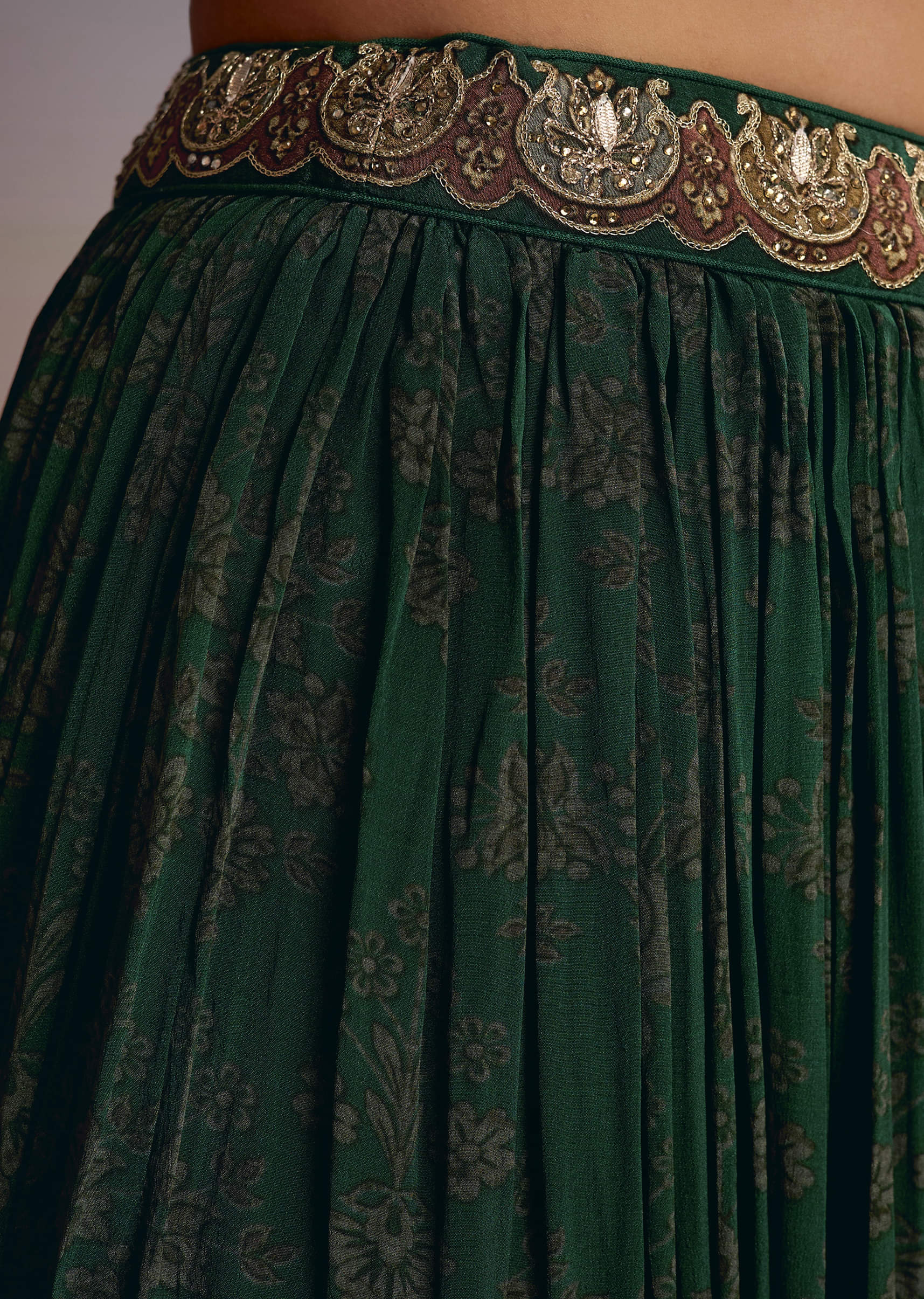 Green Crepe Printed Palazzo Suit With Gotta Work - Image 6