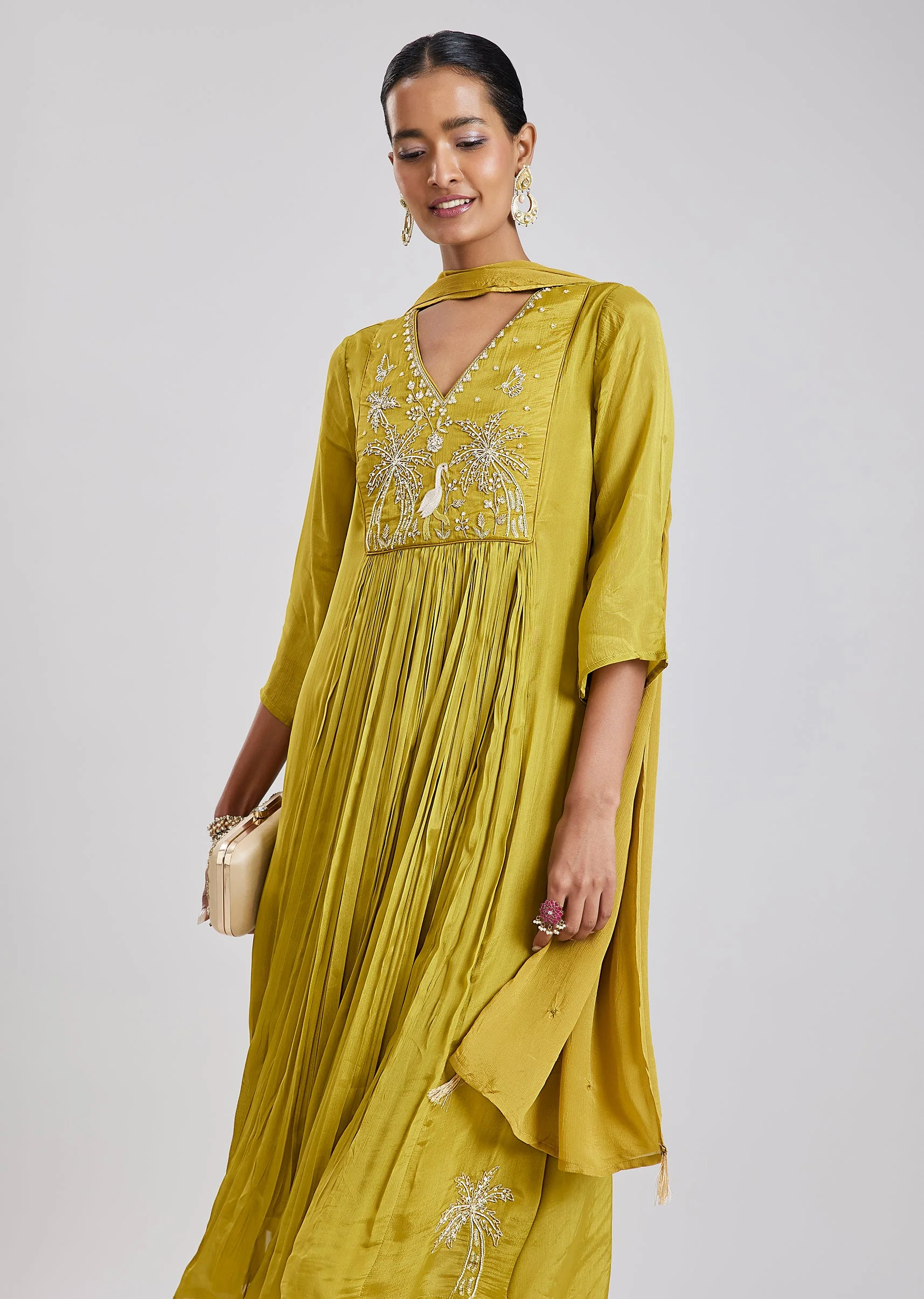 Green Embroidered Anarkali Set - Image 4