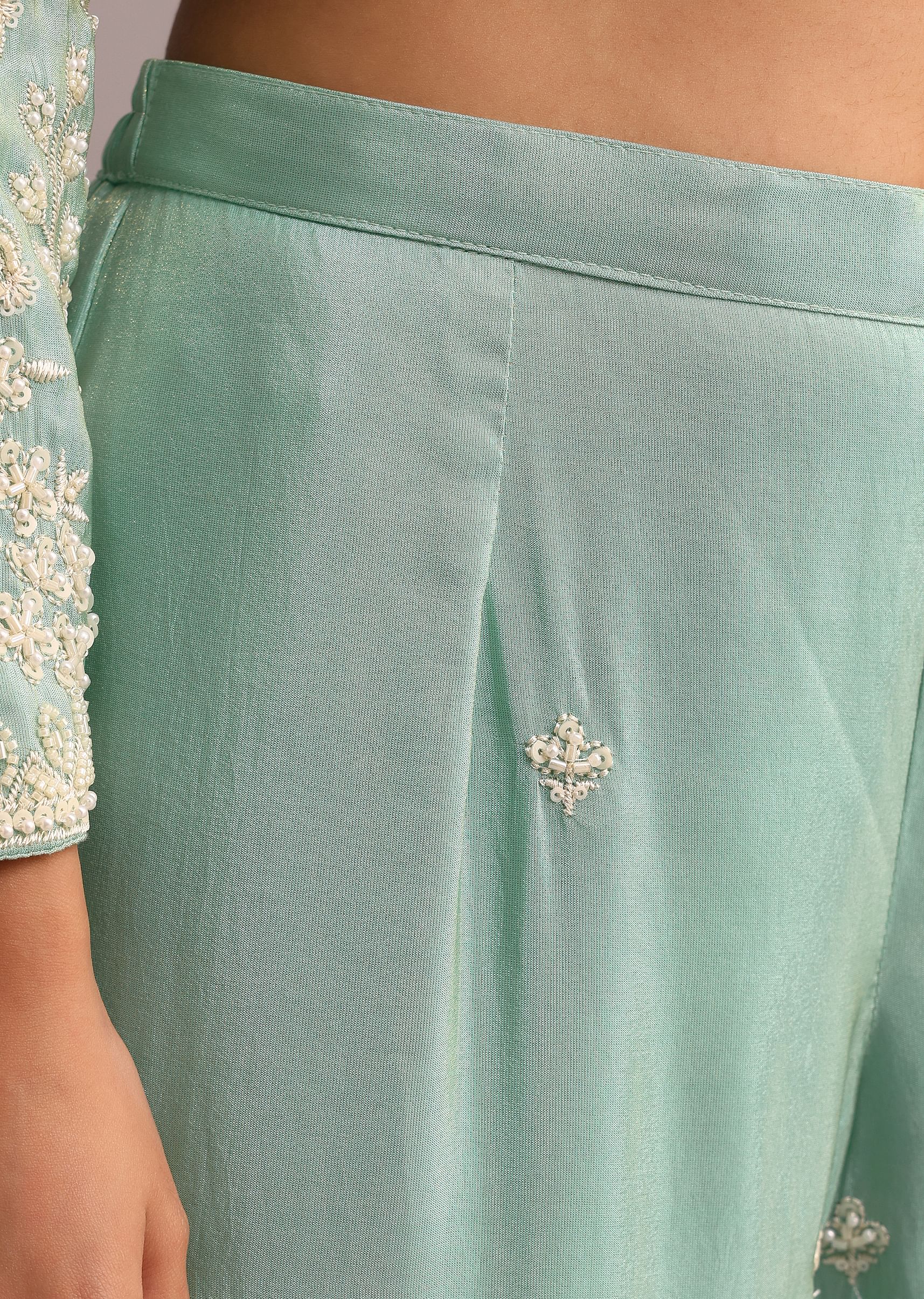 Green Embroidered Sharara Set With Butti Work On Organza Dupatta - Image 6