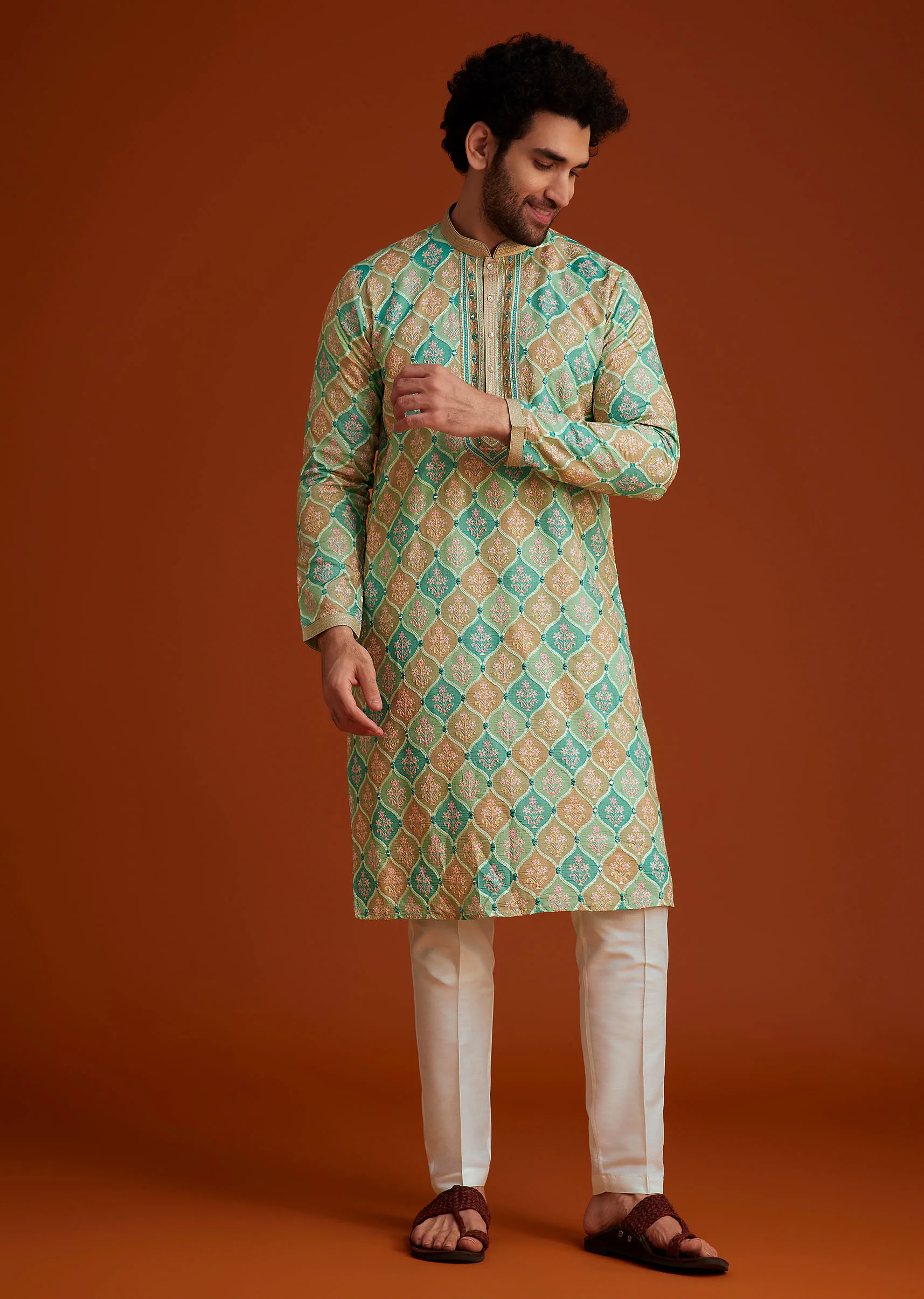 Green Floral Geometric Printed Kurta Pajama Set - Image 5