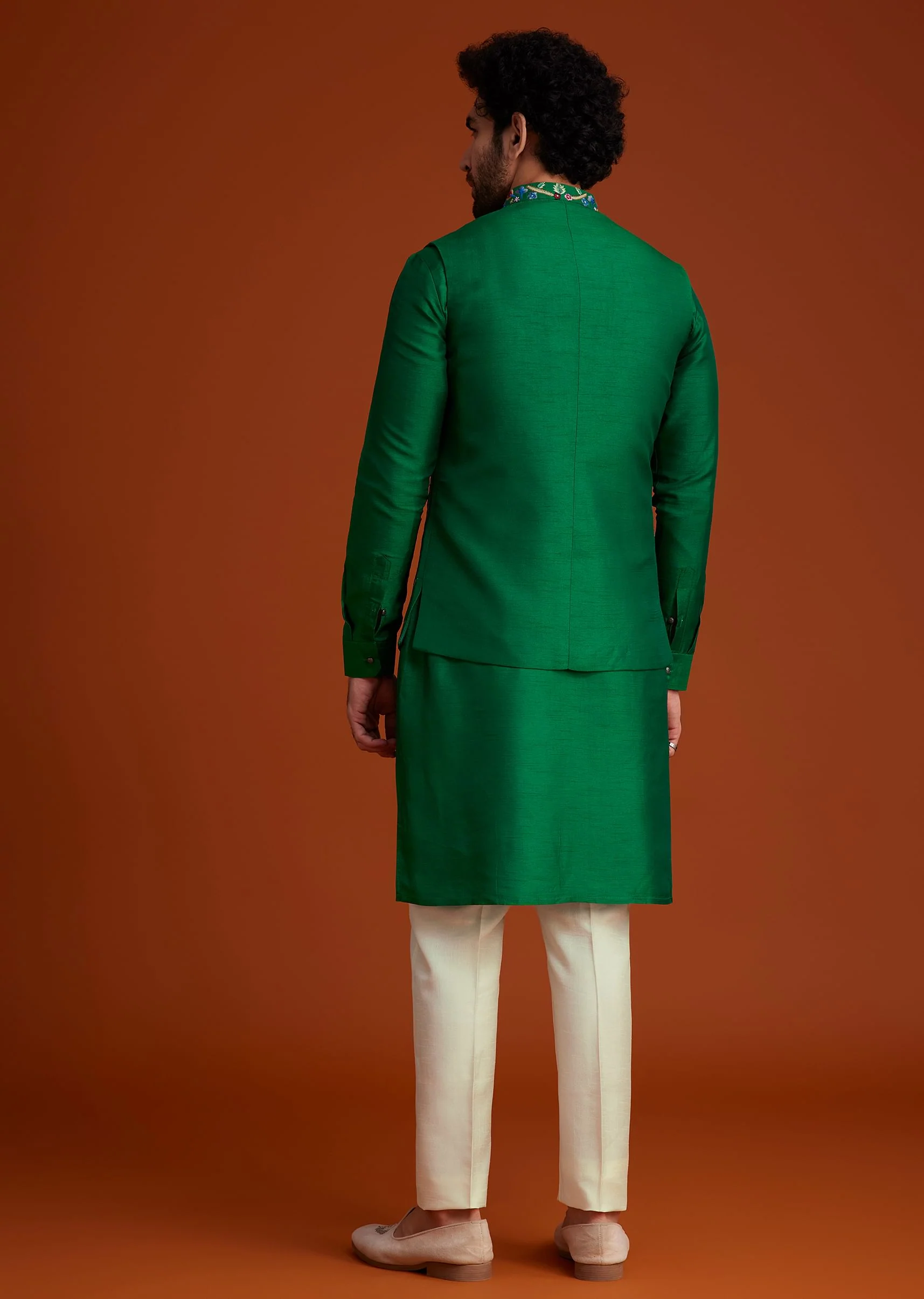 Green Floral Resham Embroidered Kurta Jacket Set - Image 5