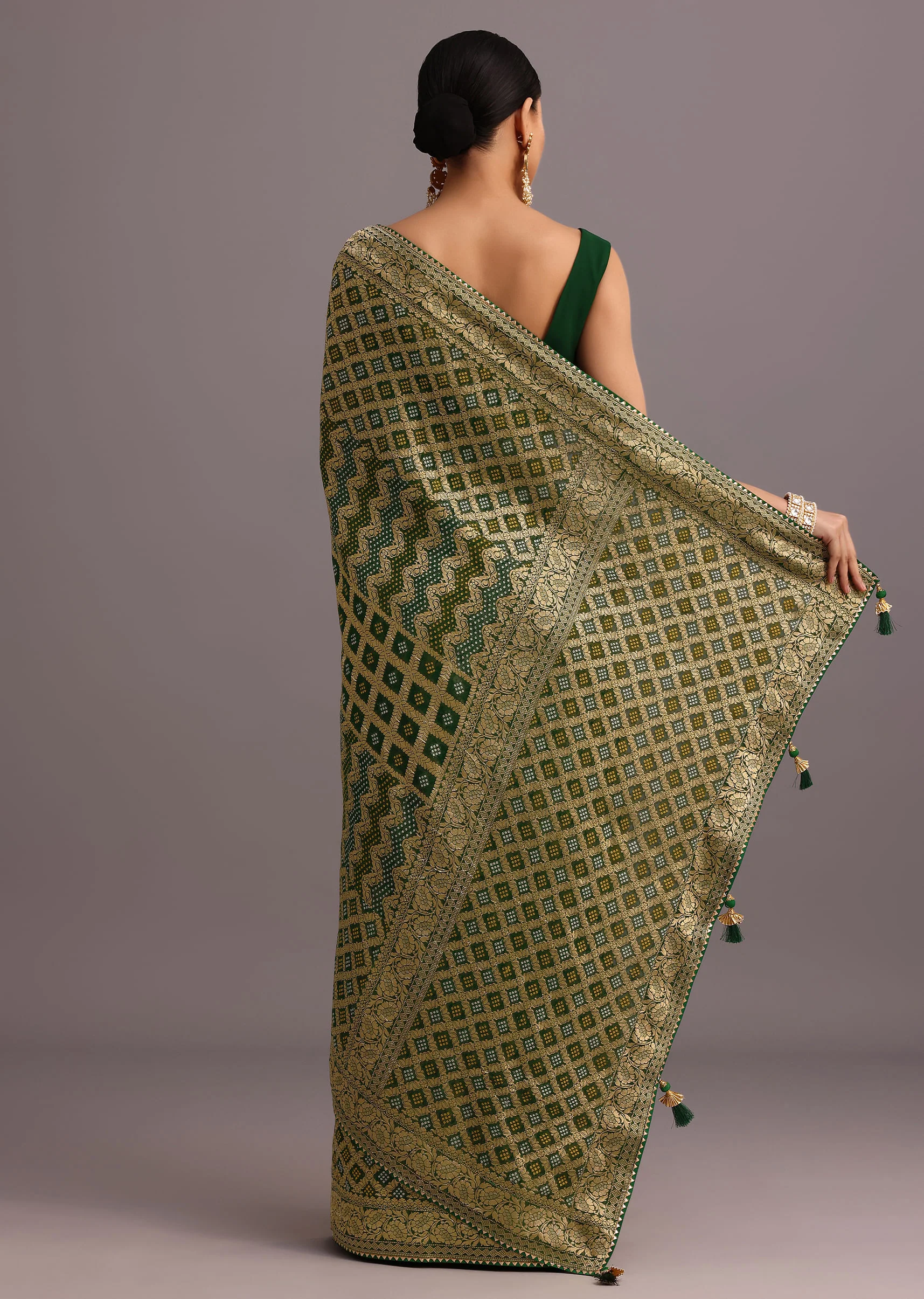 Green Khaddi Georgette Bandhani Saree With Zari Jaal Motif Weave - Image 6