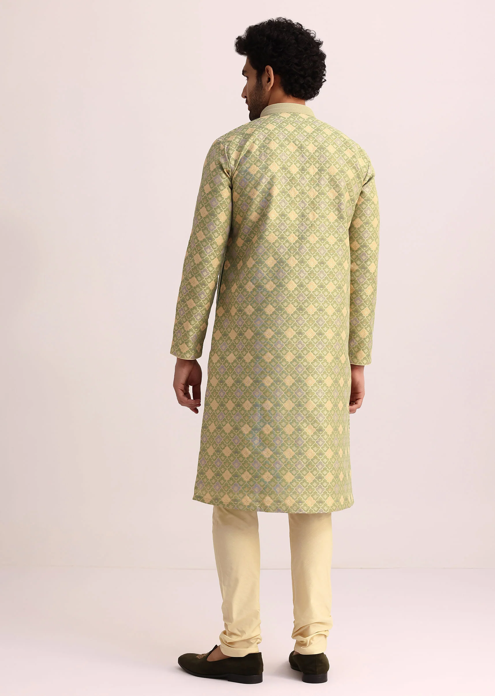 Green Kurta Set With Foil Print - Image 6