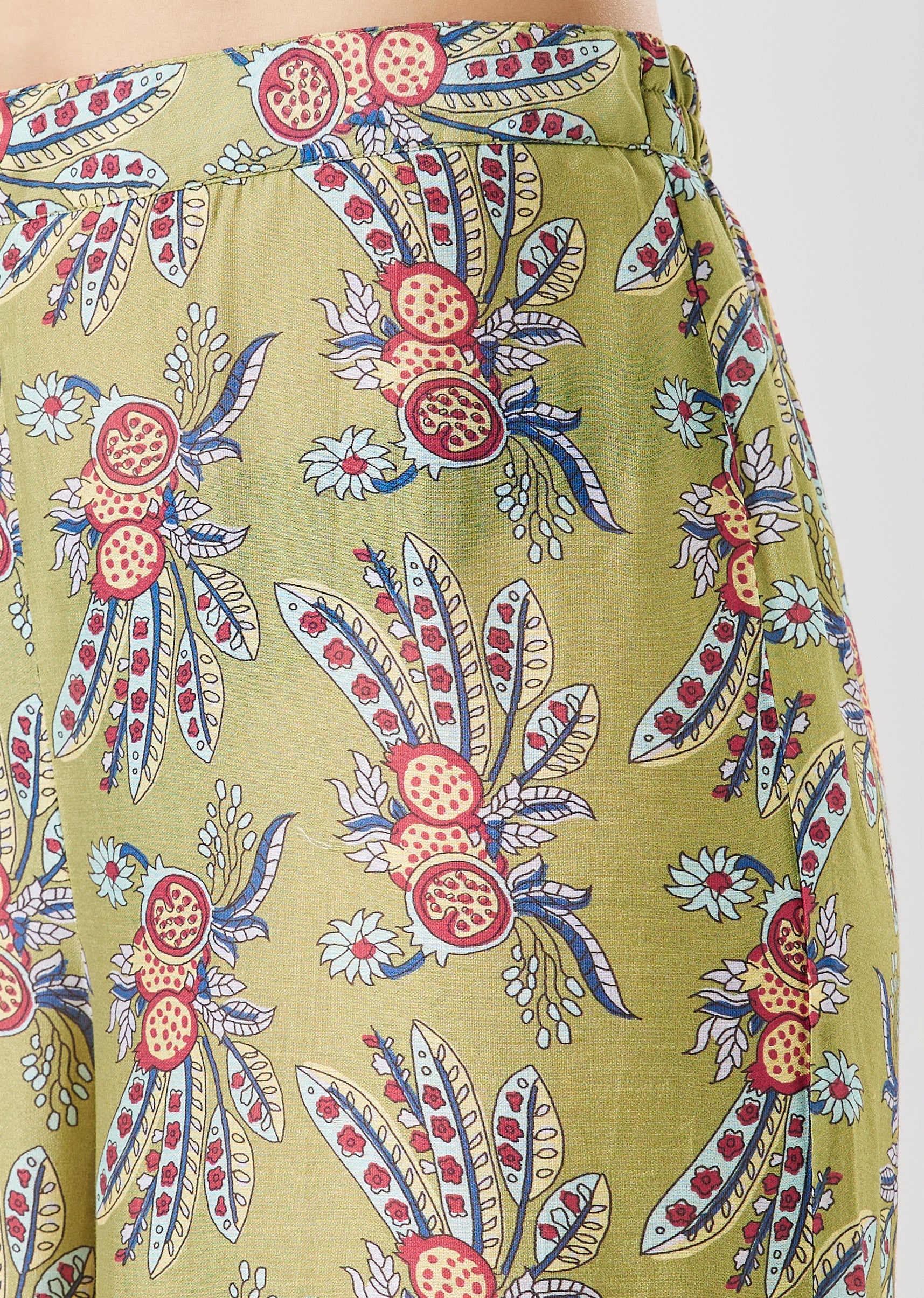 Green Printed Sharara Set With Dupatta - Image 6