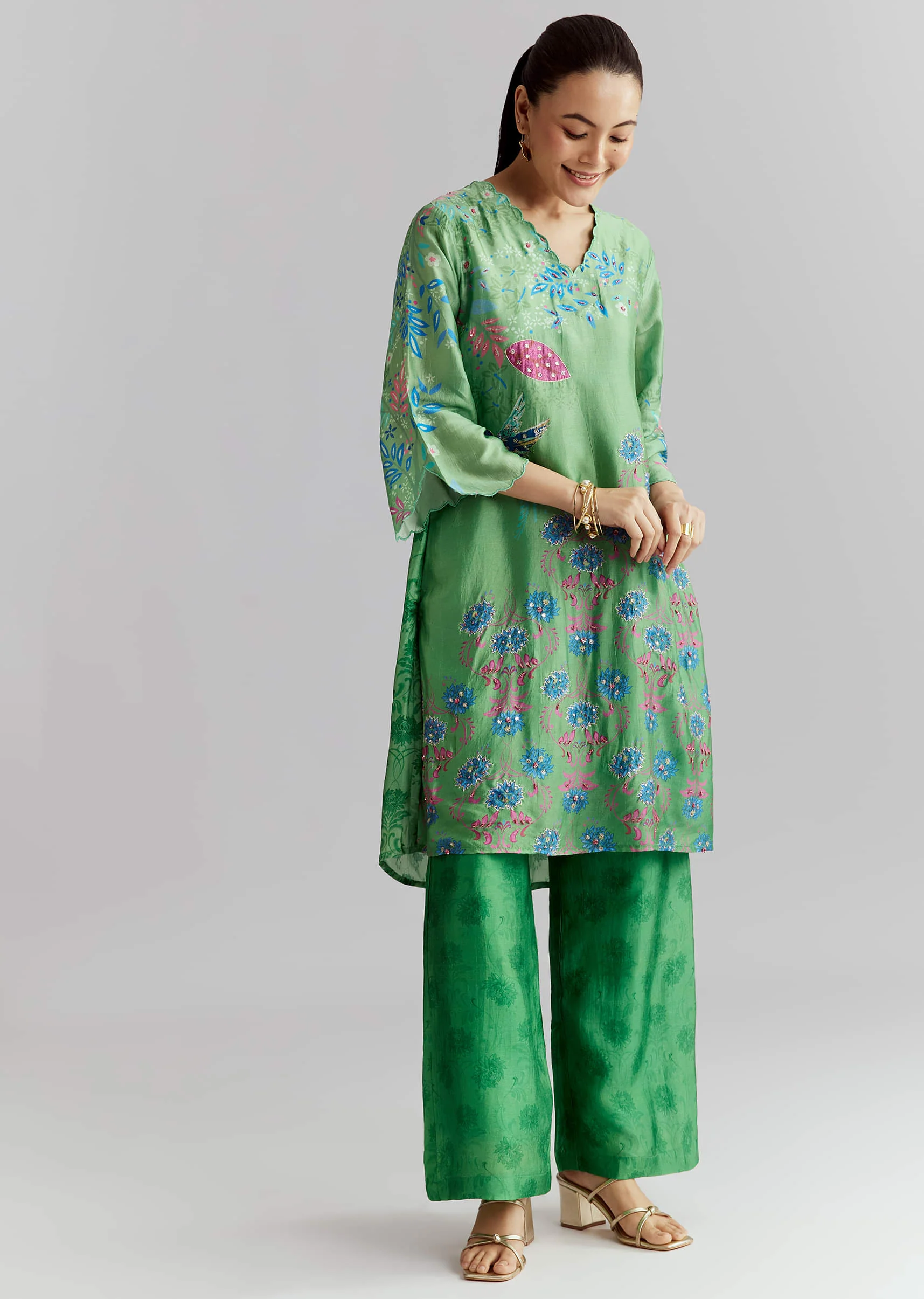 Green Silk Palazzo Suit With Floral Print And Beads Work - Image 3