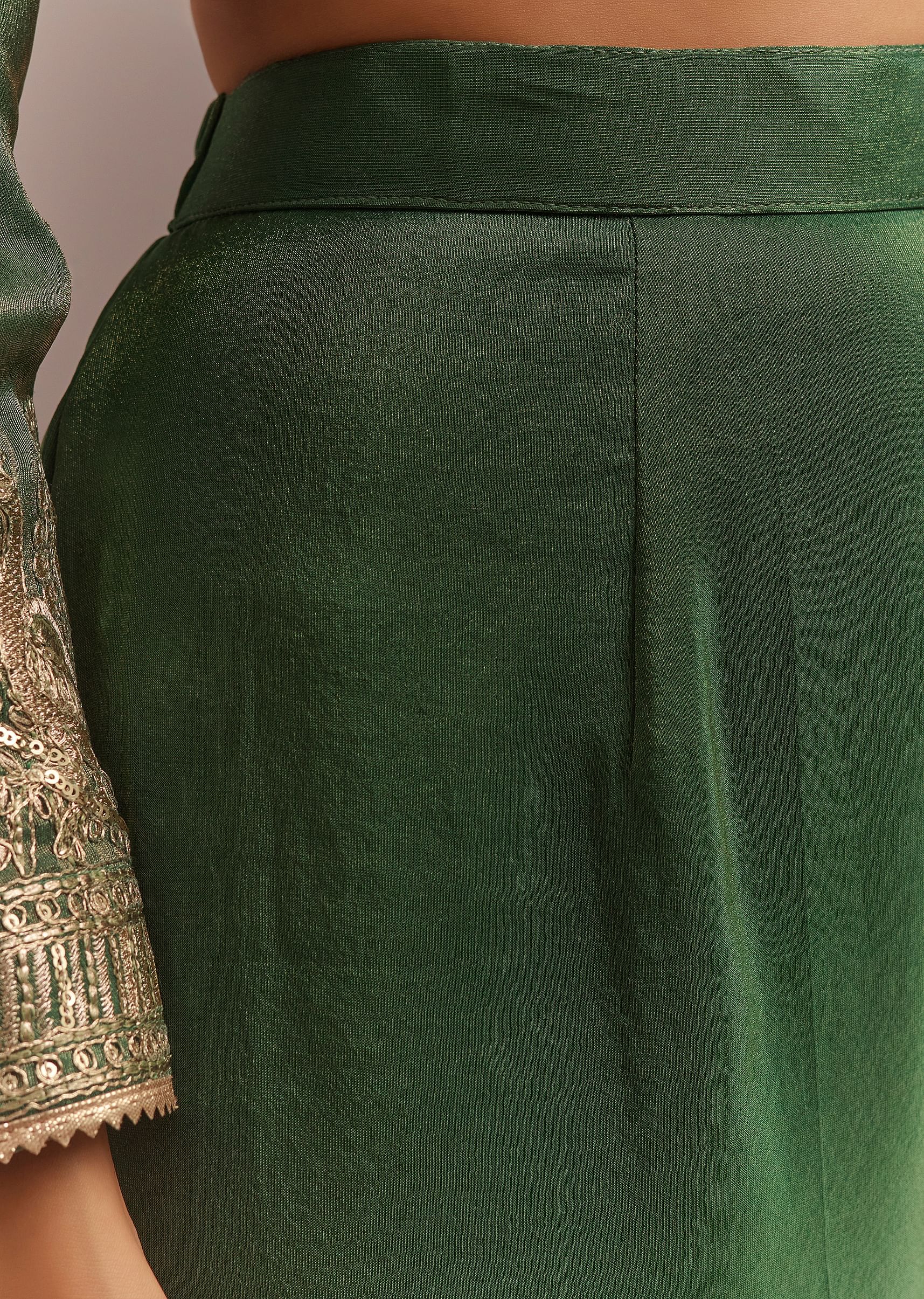 Green Tissue Embroidered Anarkali Pant With Organza Dupatta - Image 5