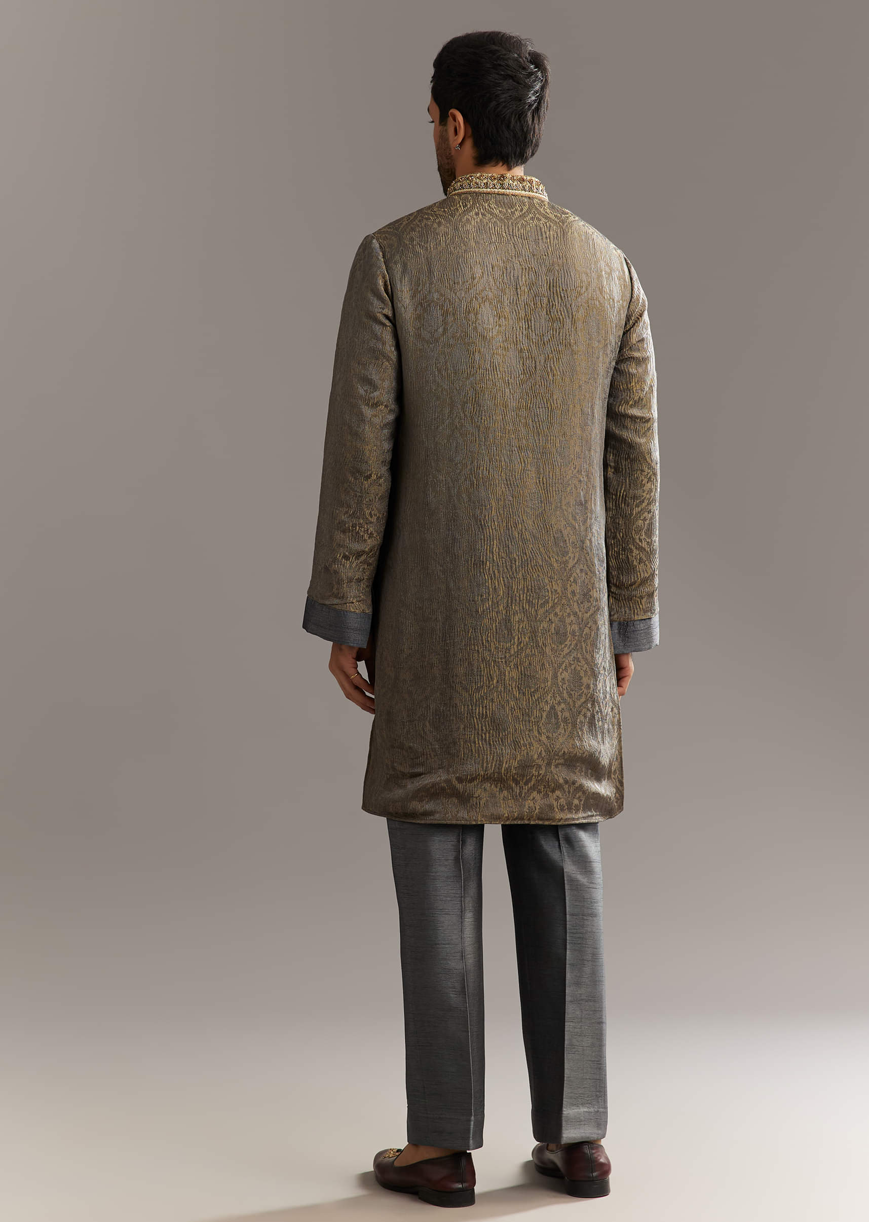 Grey Banarasi Tussar Kurta Set With Contrast Rust Embroidery - Image 5