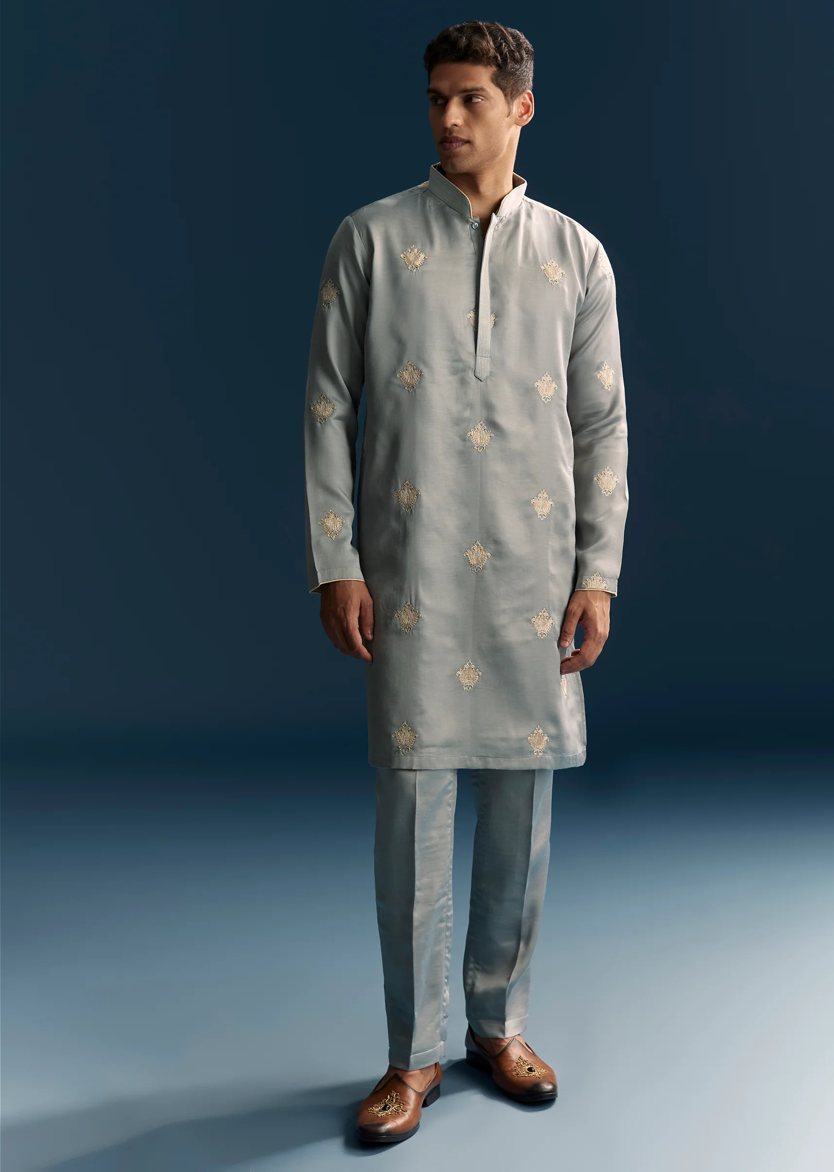 Grey Kurta Set For Men With Golden Thread Embroidery - Image 3