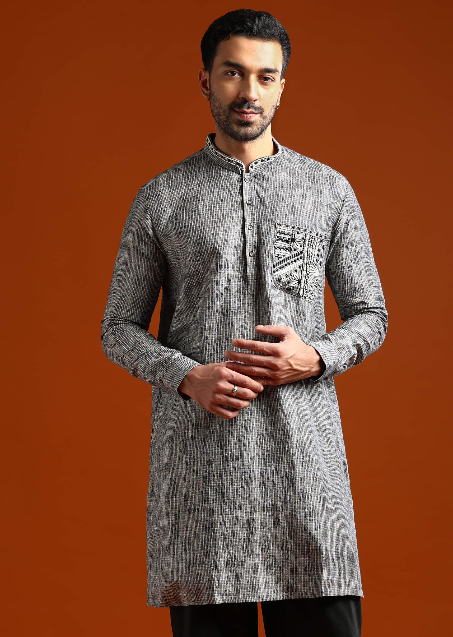 Grey Kurta Set For Men With Resham Embroidery - Image 4