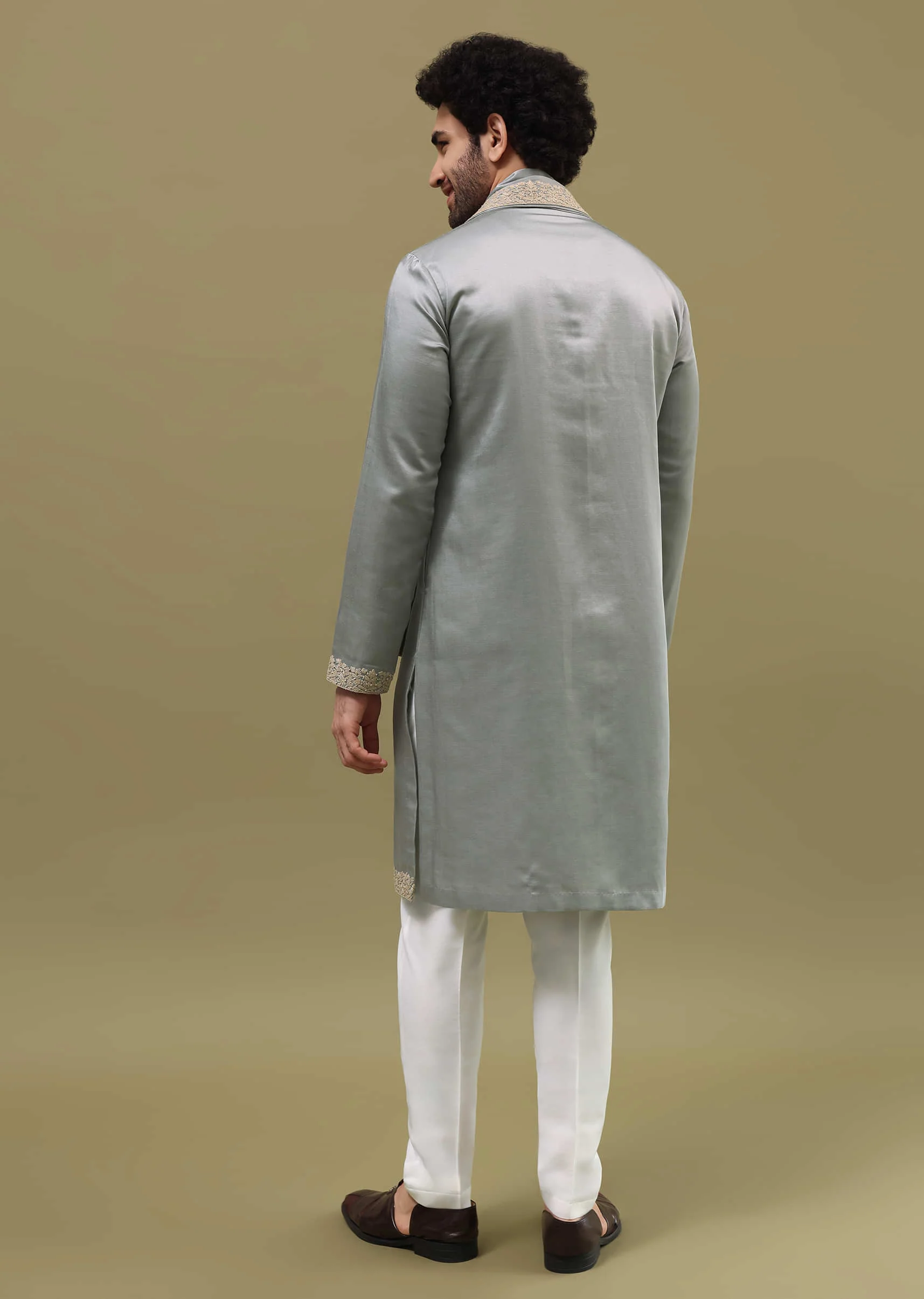 Grey Kurta Set In Resham Work With Dupatta For Men - Image 5