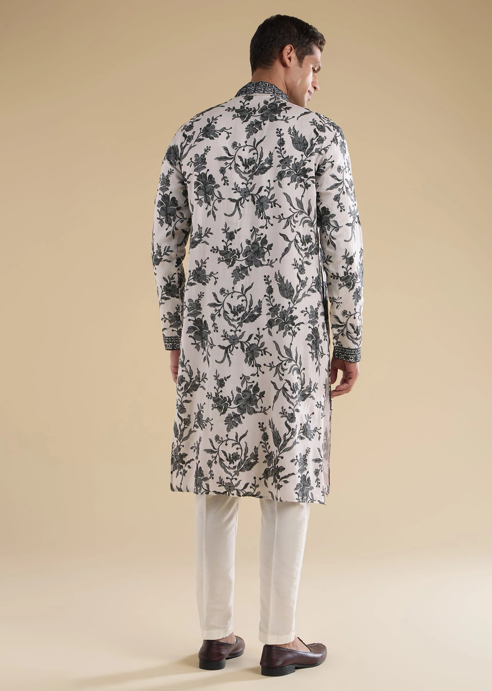 Grey Mirror Detail Kurta Set - Image 5