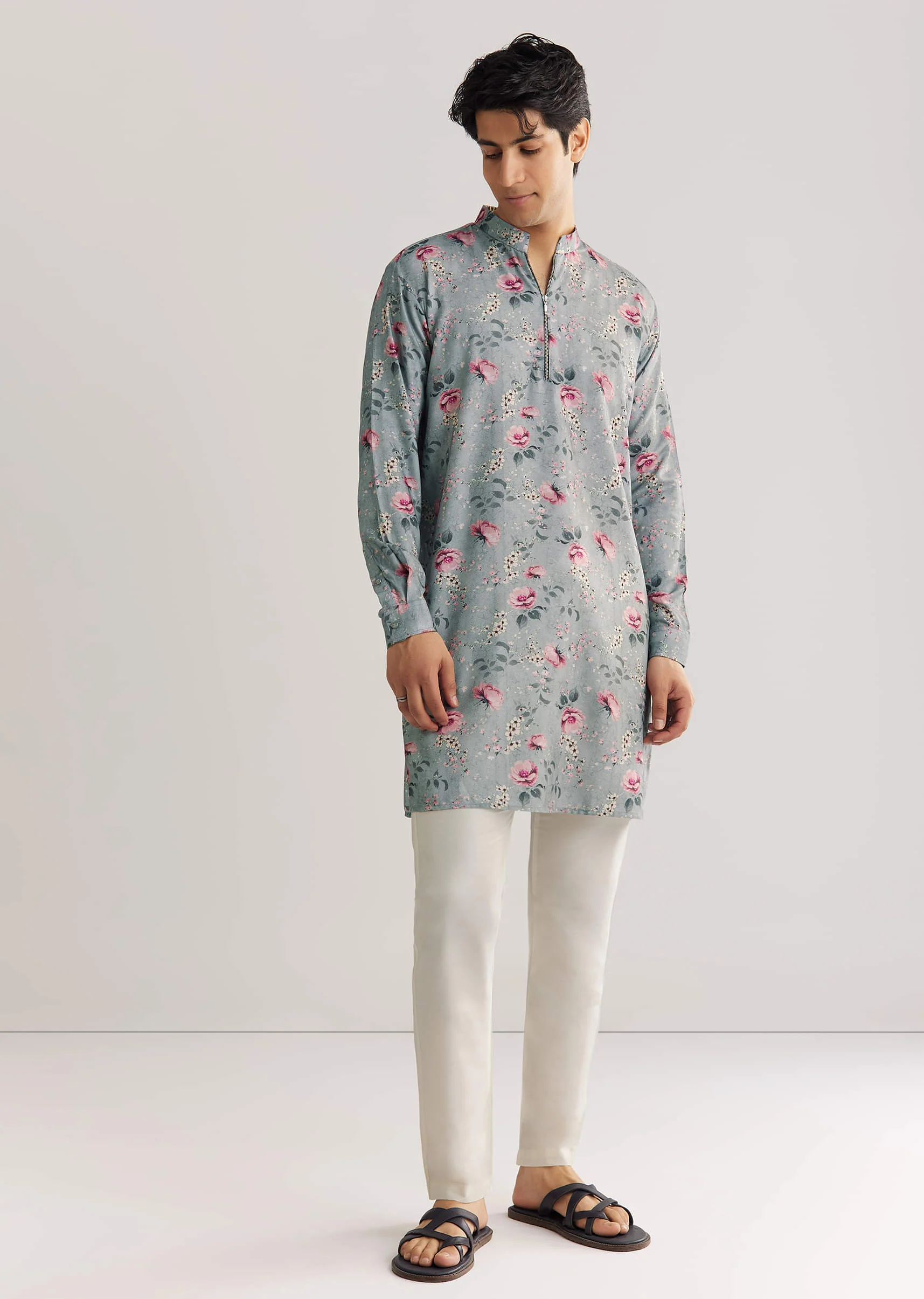 Grey Pashmina Zipper Kurta Set With Floral Prints - Image 4
