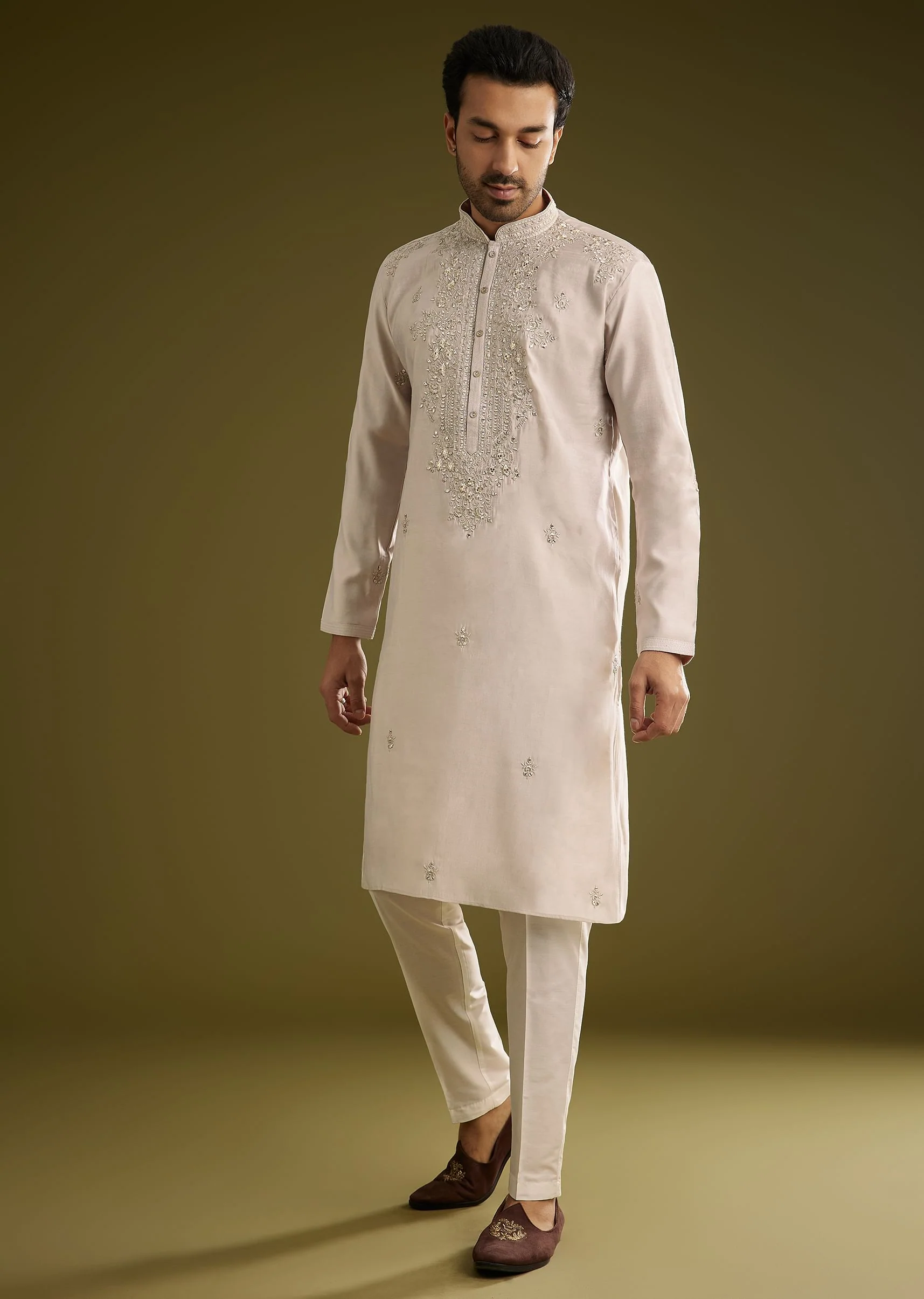 Grey Silk Kurta Set With Mirror And Thread Work - Image 4