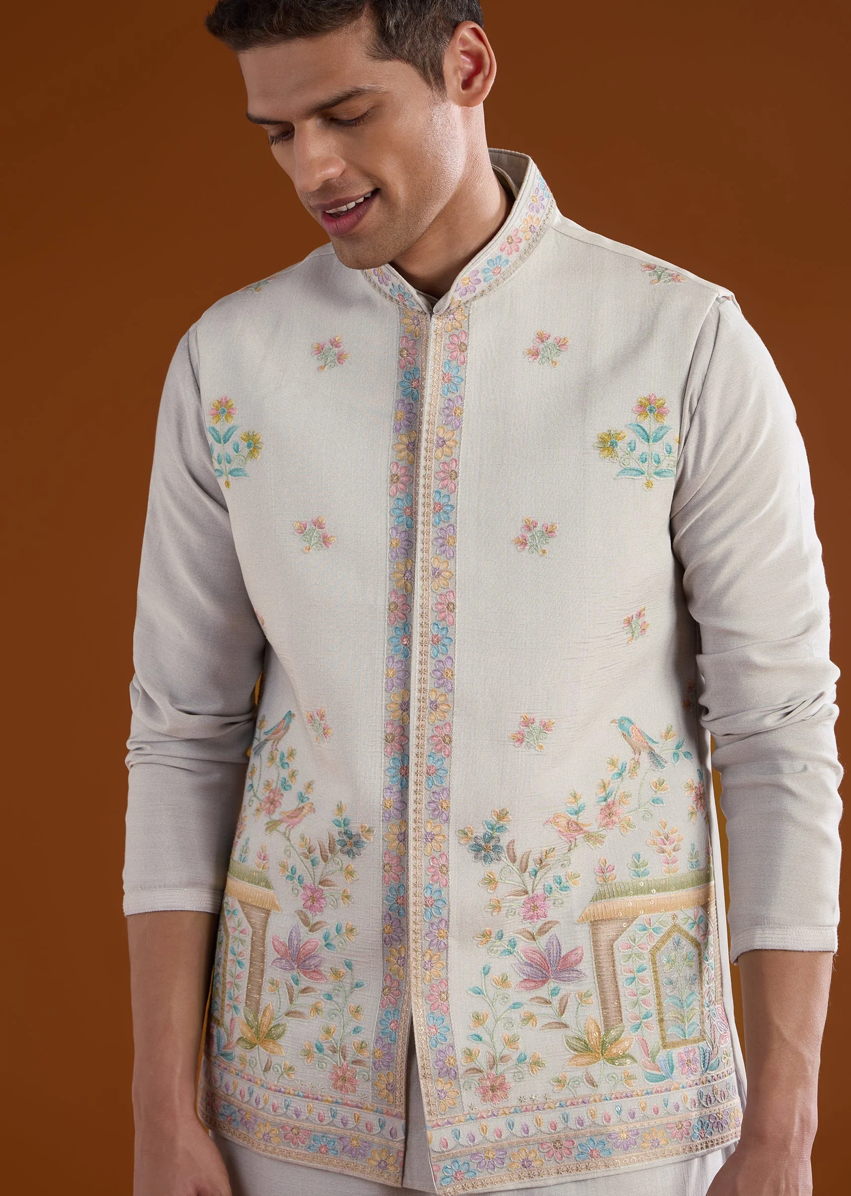 Grey Silk Mens Kurta Jacket Set With Thread And Motif Work - Image 2