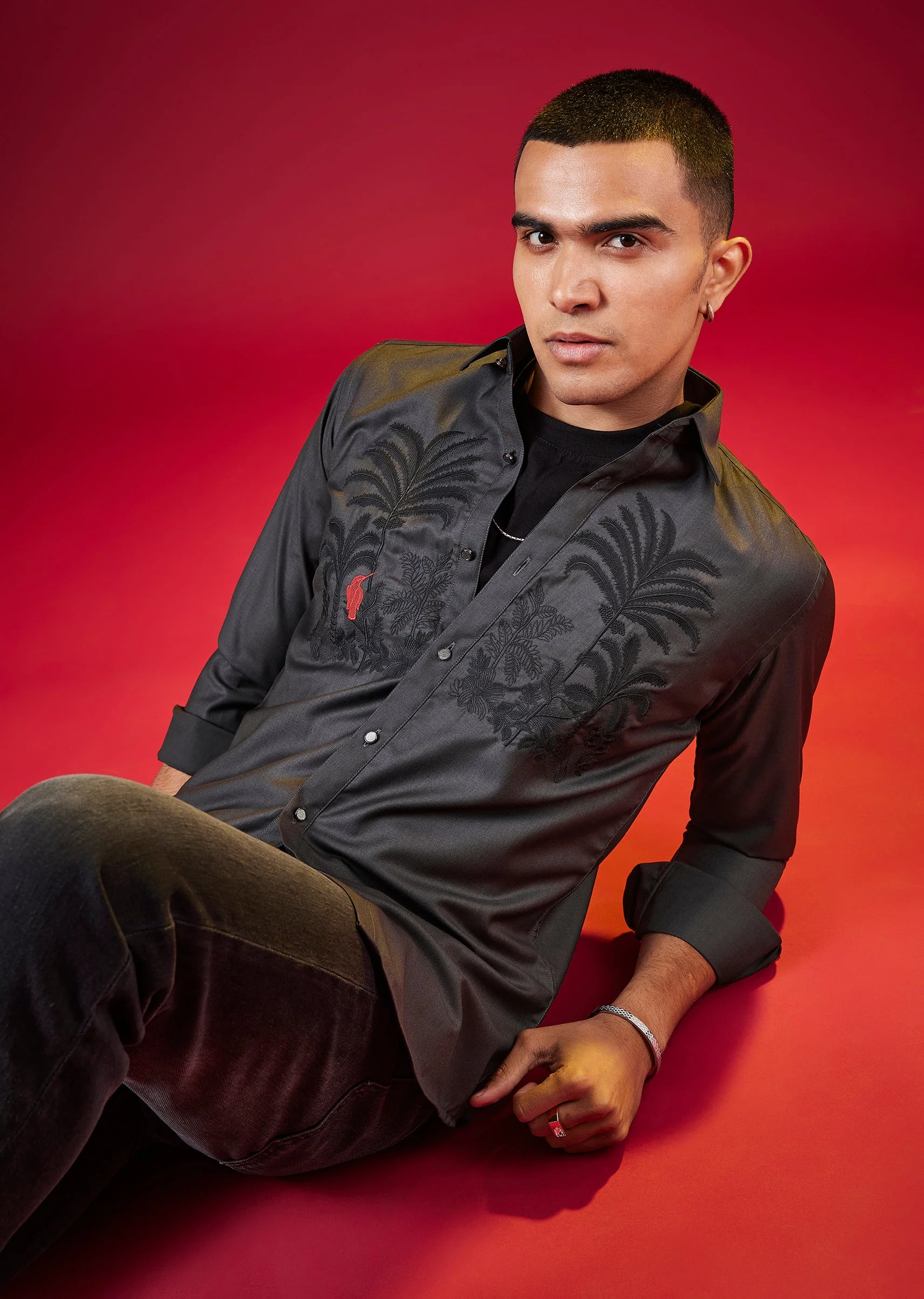 Grey Thread And Resham Embroidered Mens Shirt - Image 3