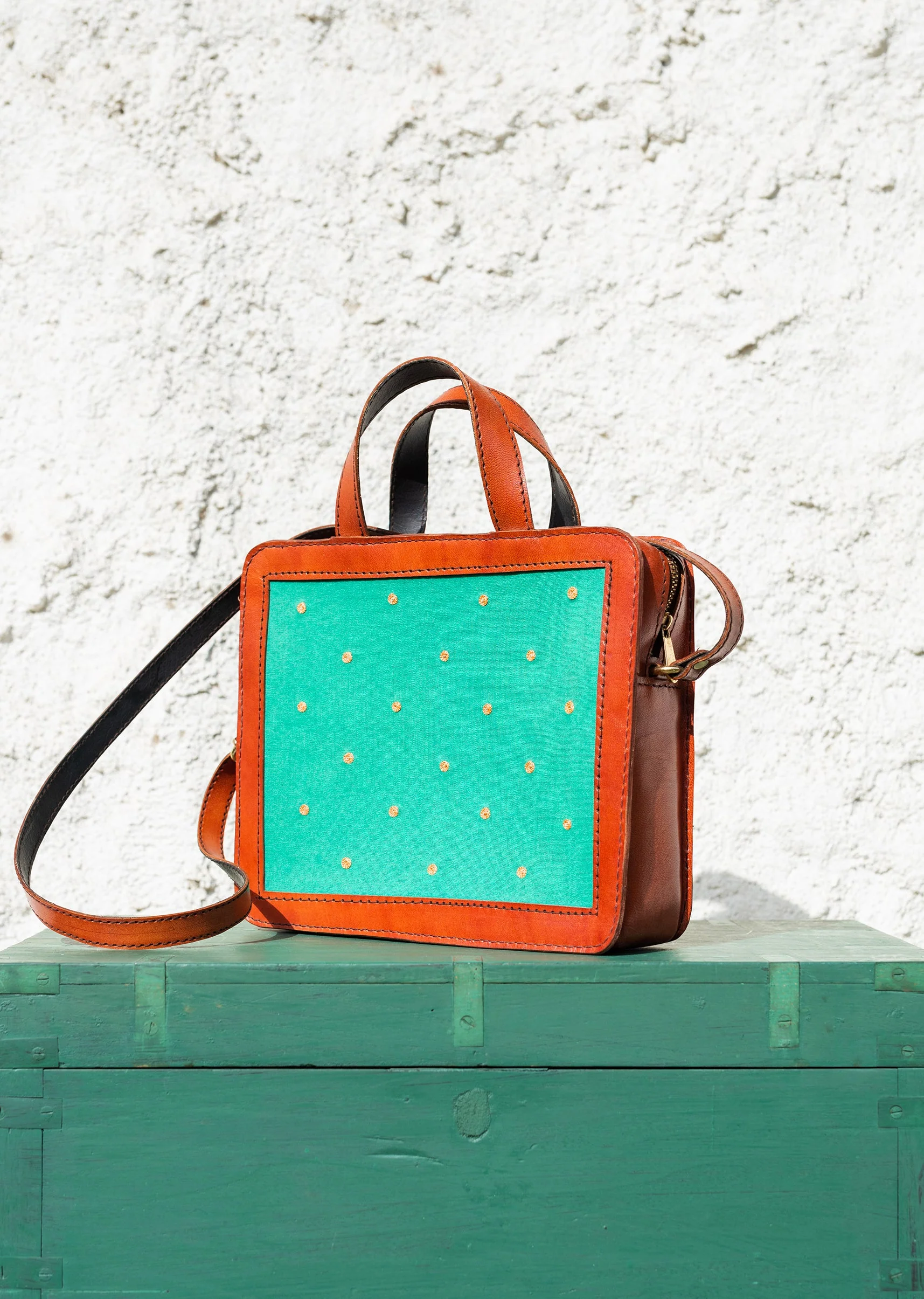 Handcrafted and hand embroidered leathers bag - Image 6