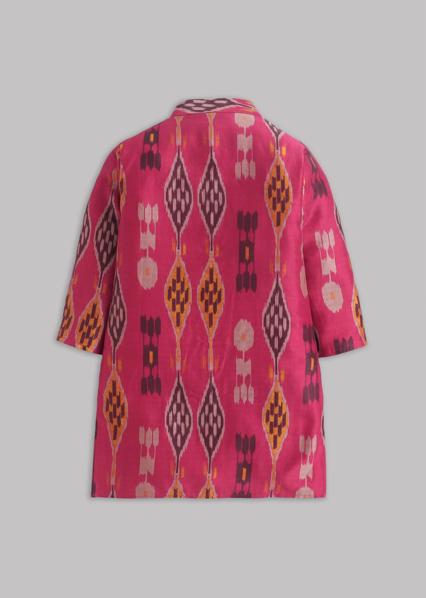 Ikat Printed Chanderi Kurta Set With Beige Salwar - Image 3