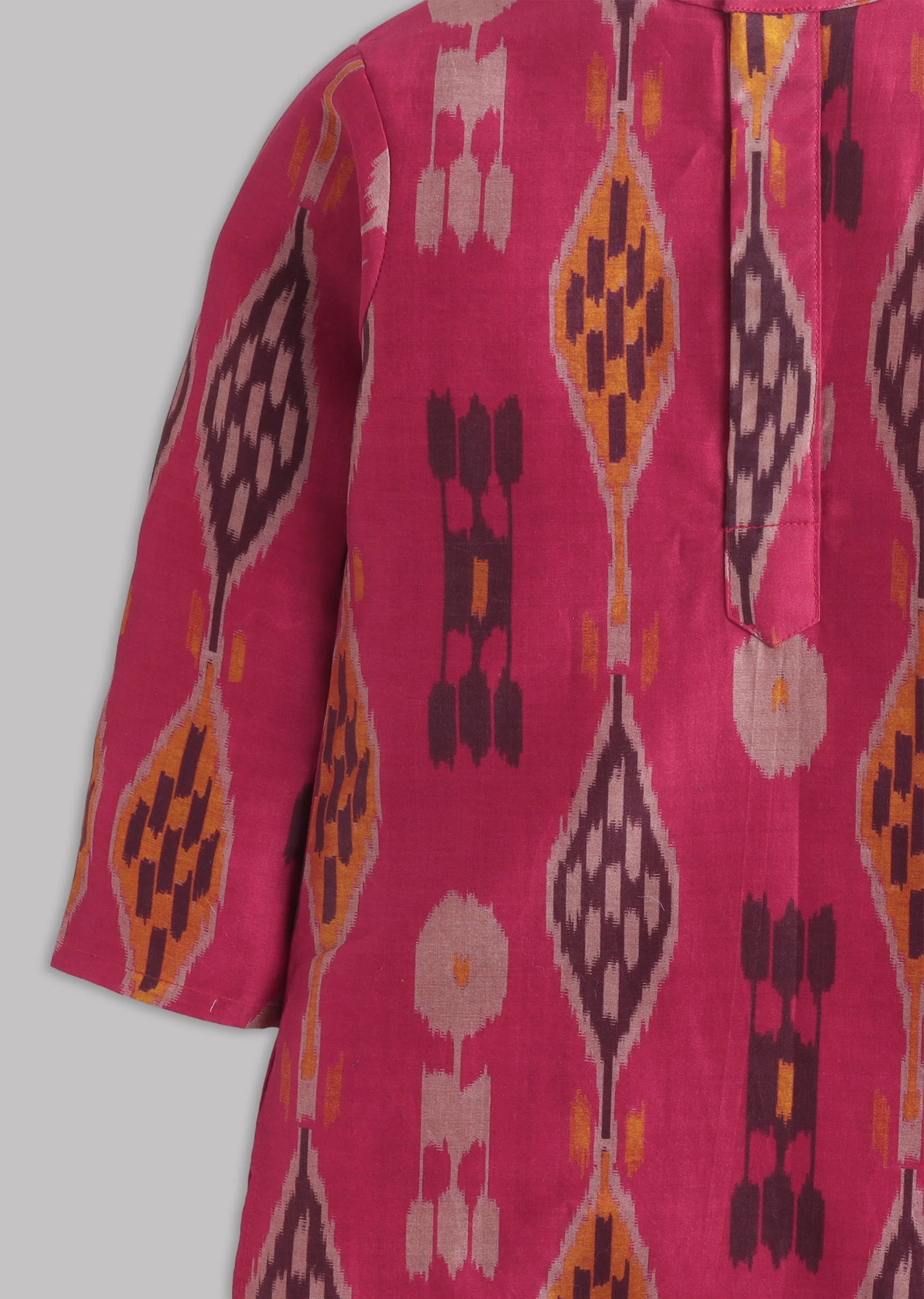 Ikat Printed Chanderi Kurta Set With Beige Salwar - Image 4