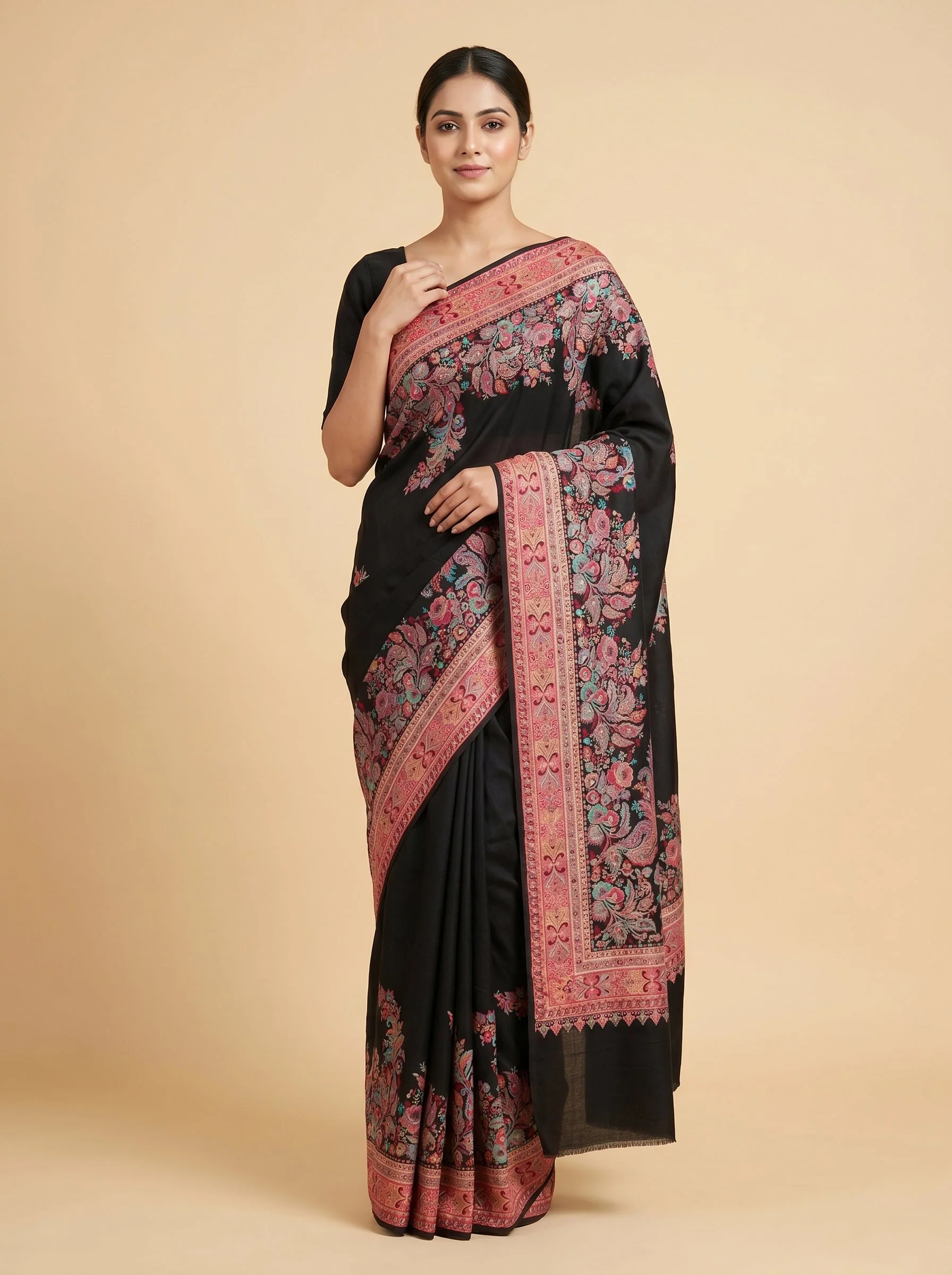 Jet Noir Elegance Saree