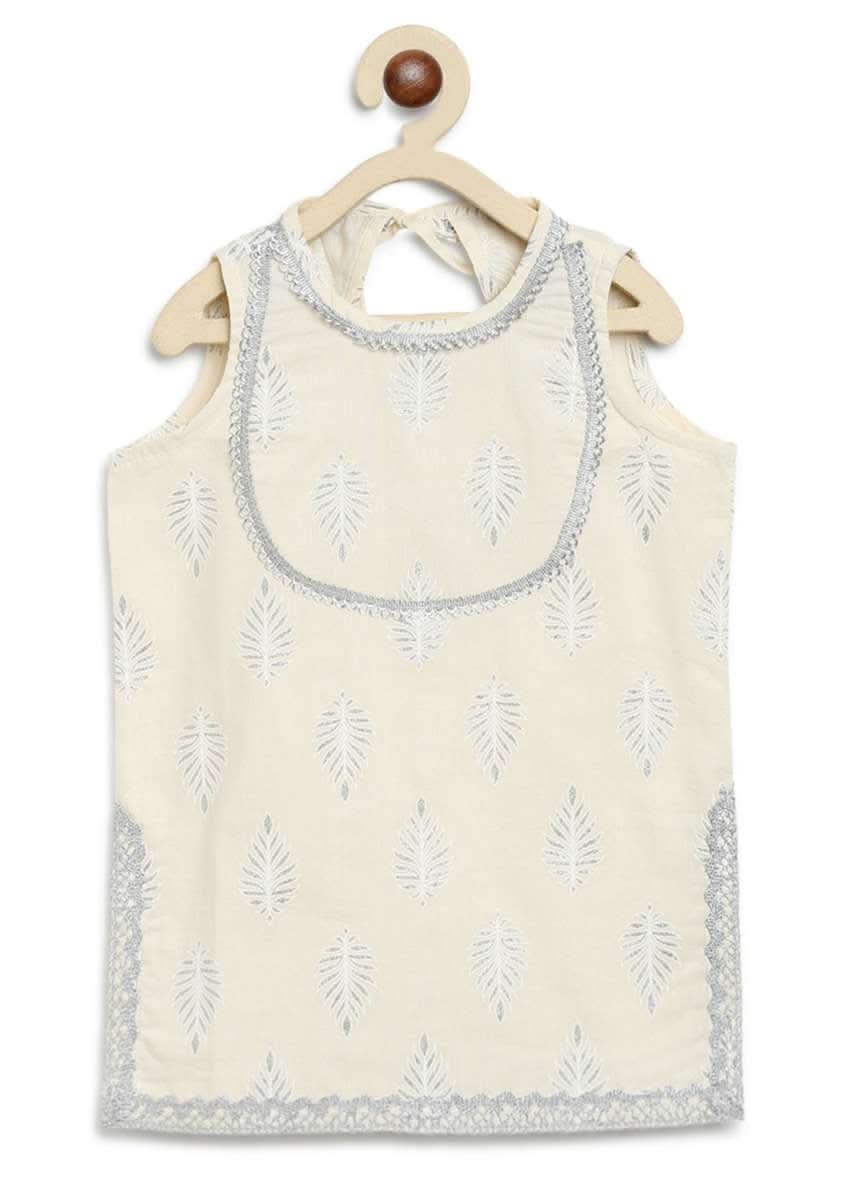 Kalki Girls White Lehenga And Kurti Set In Cotton With Self Print And Lace Work By Tiber Taber - Image 6