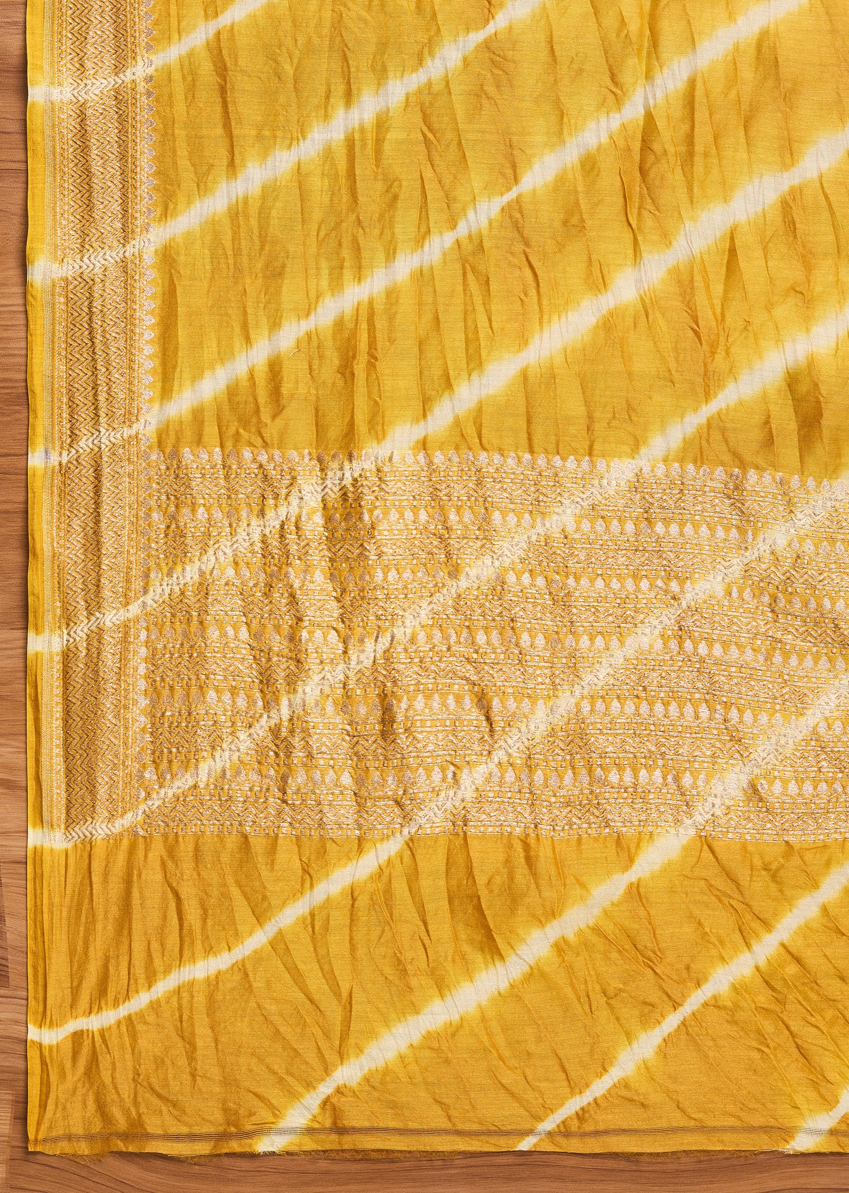 Kanak Noor Yellow Brocade Suit Set - Image 4