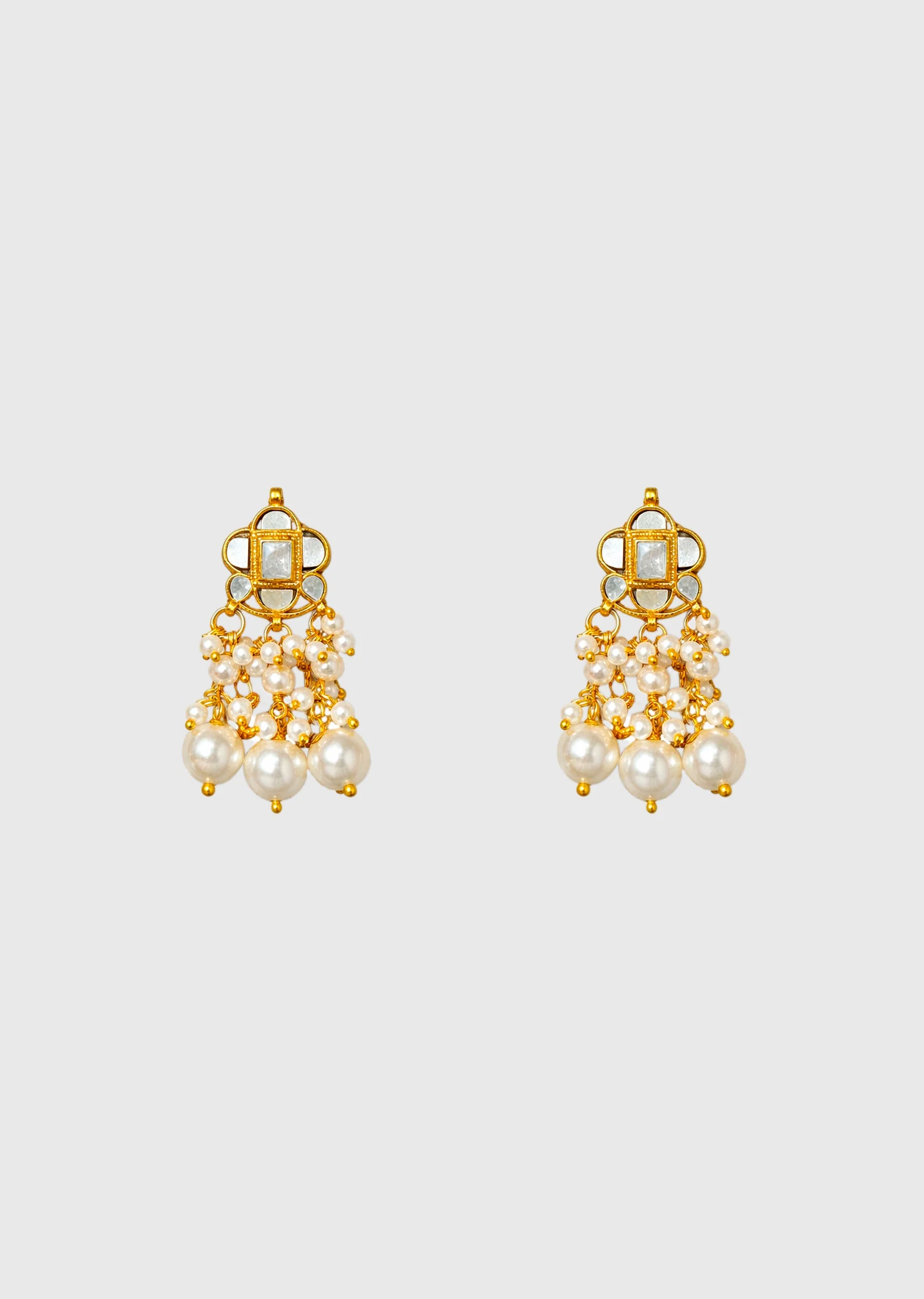 Kundan And Mother Of Pearl Necklace Set - Image 3
