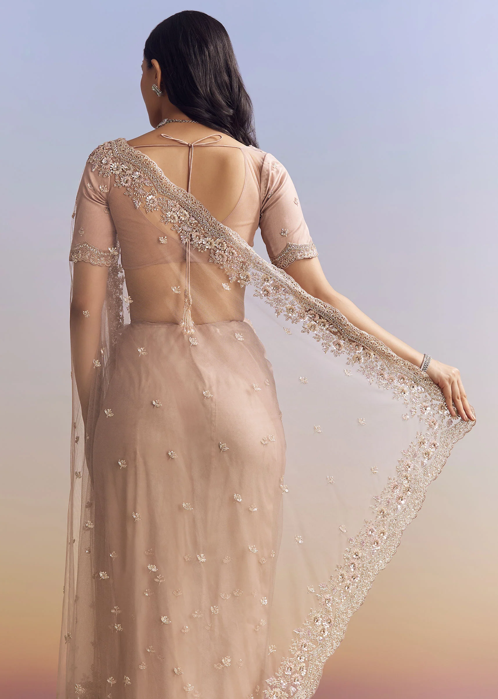 Lavender Net Saree With Scalloped Border - Image 3