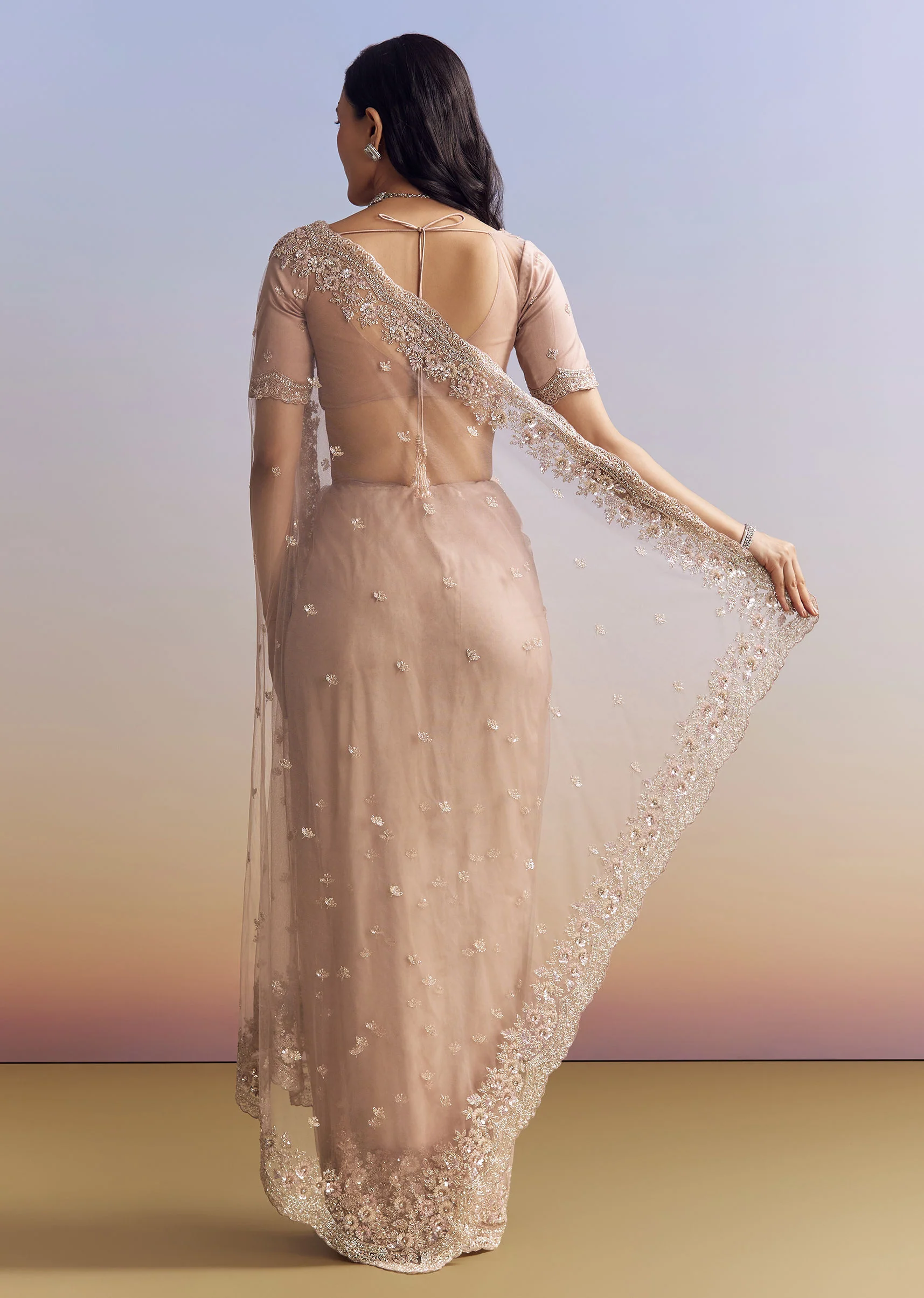 Lavender Net Saree With Scalloped Border - Image 5