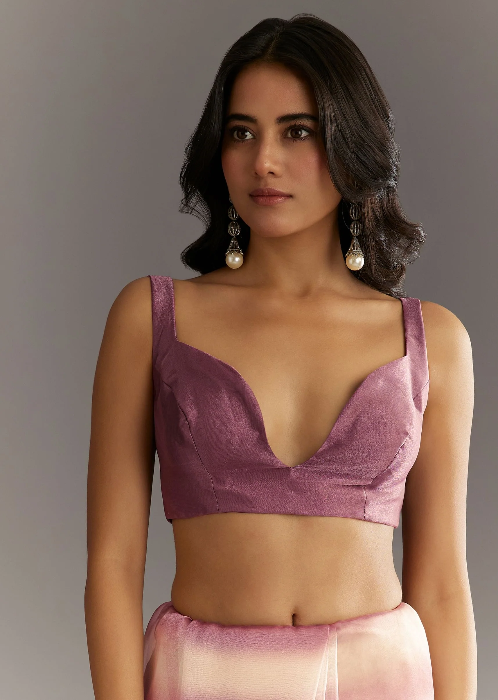 Lavender Shibori Organza Saree With Cutwork Scallop Embroidered Border - Image 7