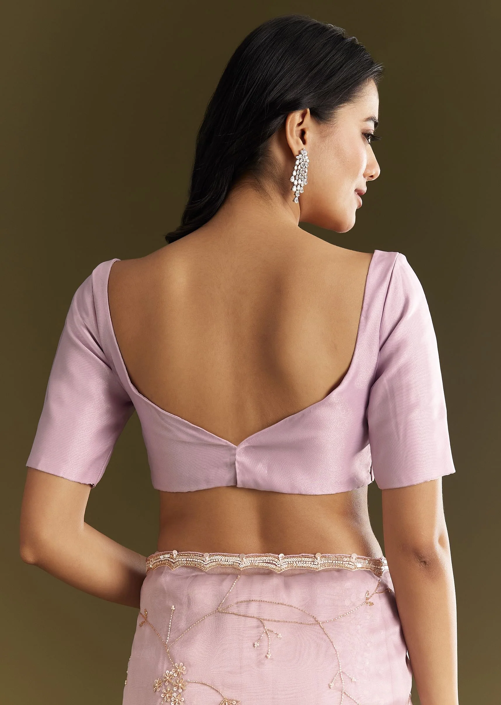 Lavender Tissue Saree With Cutdana And Sequins Embroidery And Scallop Border - Image 8