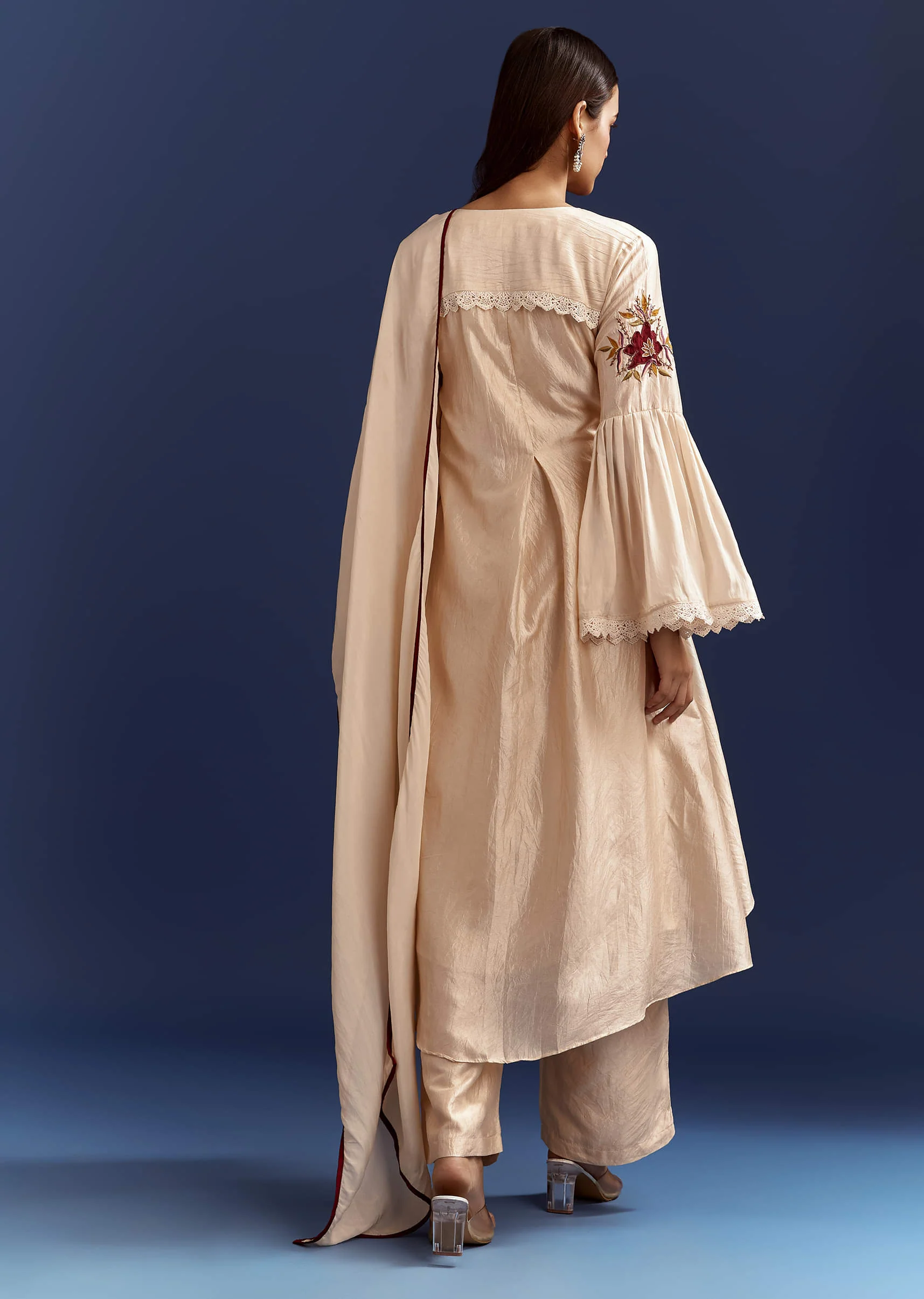 Light Beige High Low Kurta With Cut Dana Beads And Applique Work In Fuji Silk - Image 5