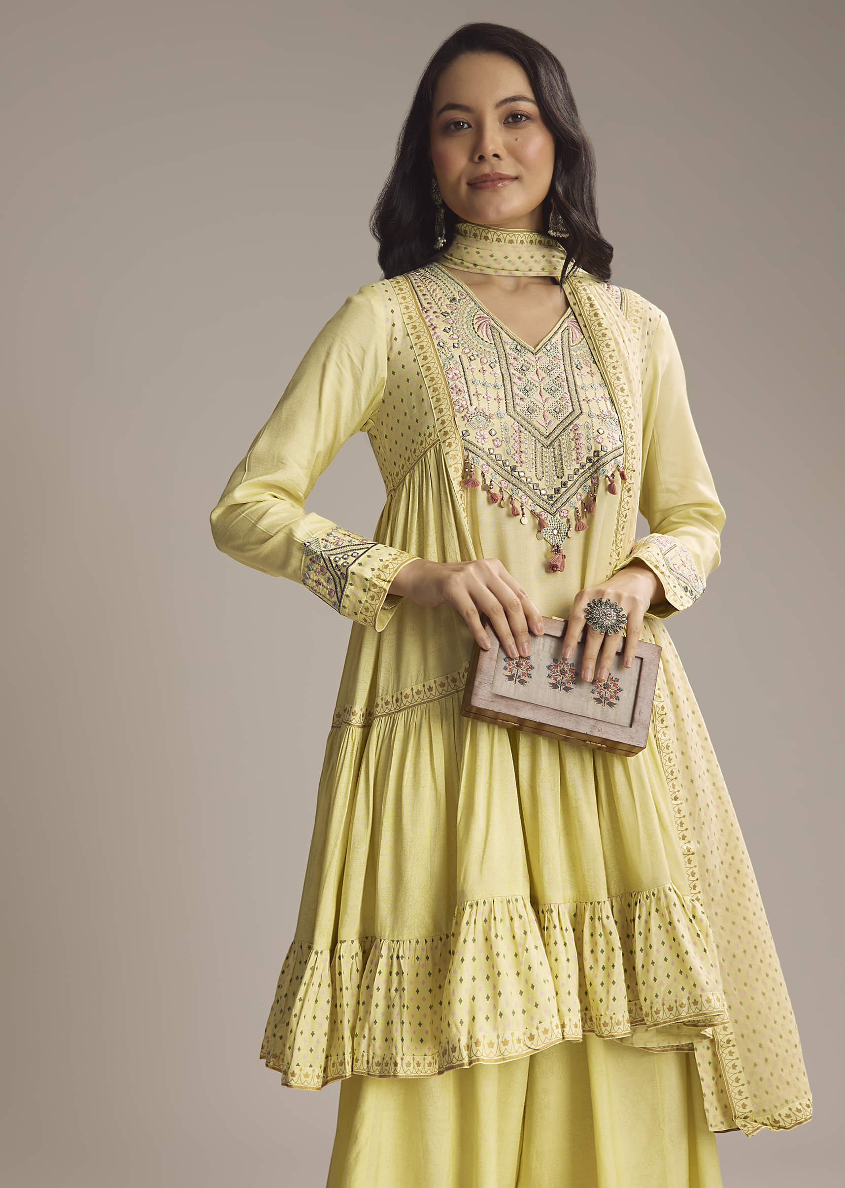 Light Yellow Silk Printed Palazzo Suit With Resham Work - Image 4