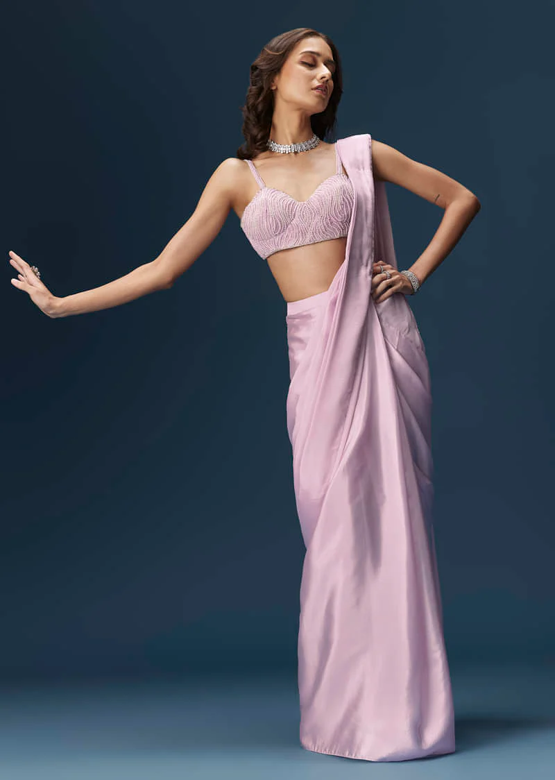 Lilac Ready Pleated Saree With Embellished Blouse And Belt - Image 5