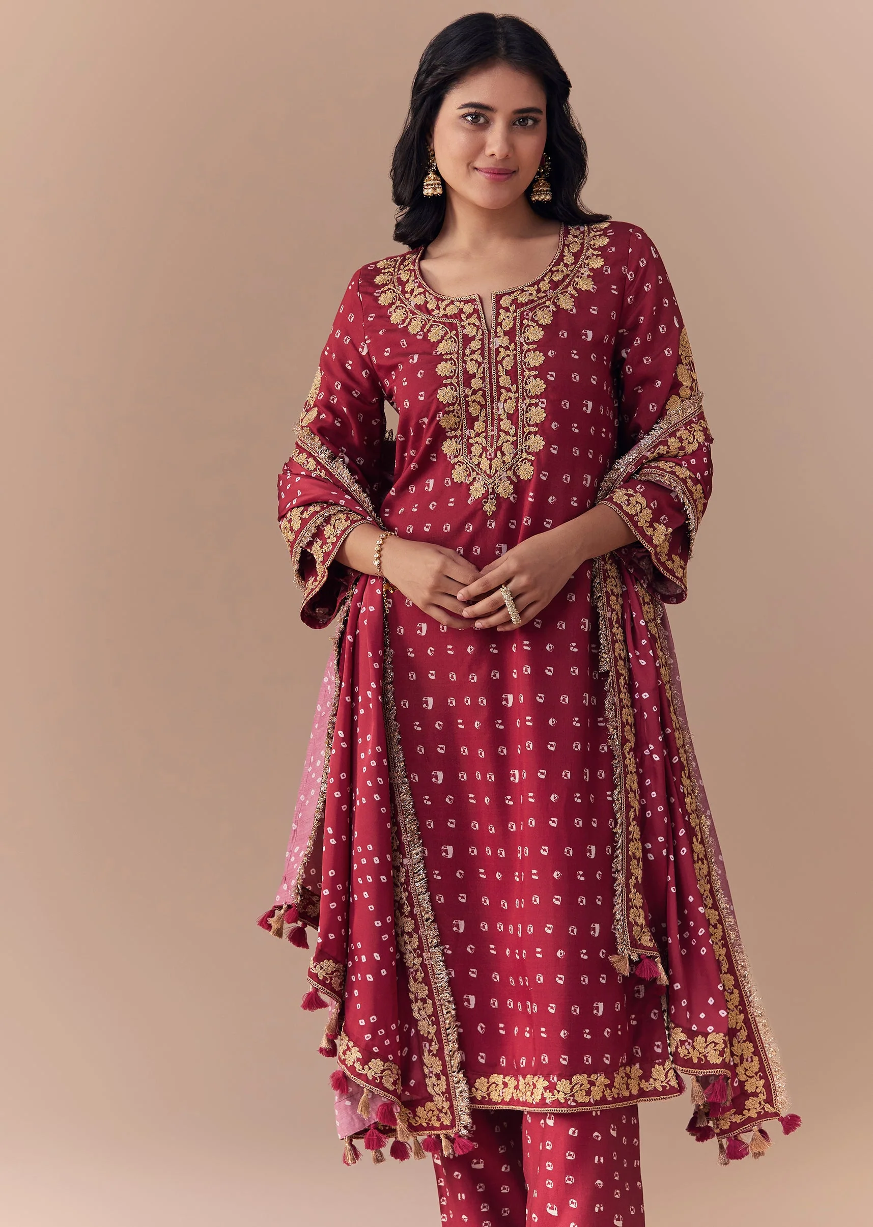 Maroon Bandhani Print Kurta Set - Image 4