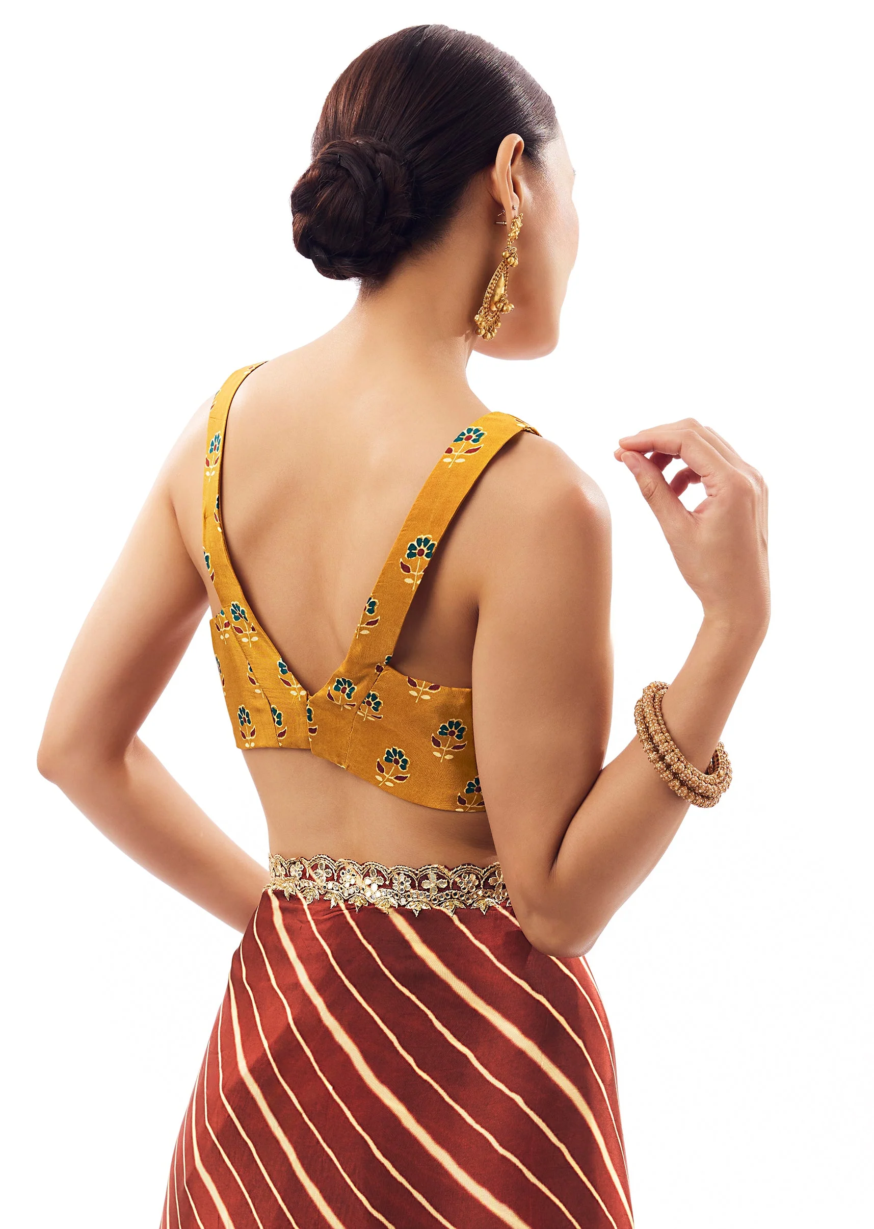 Maroon Lehariya Crepe Saree With Scalloped Gotta Work Border - Image 8