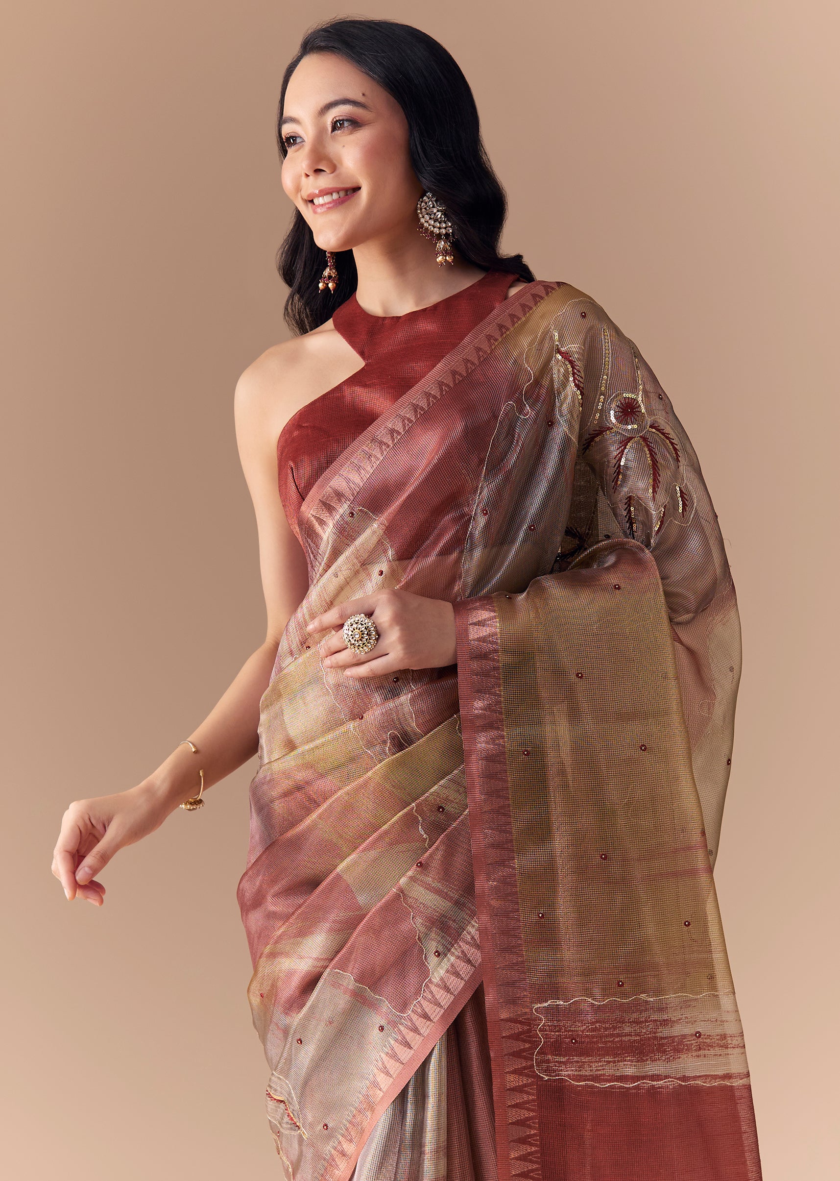 Maroon Shaded Organza Silk Saree with Unstitched Blouse - Image 4